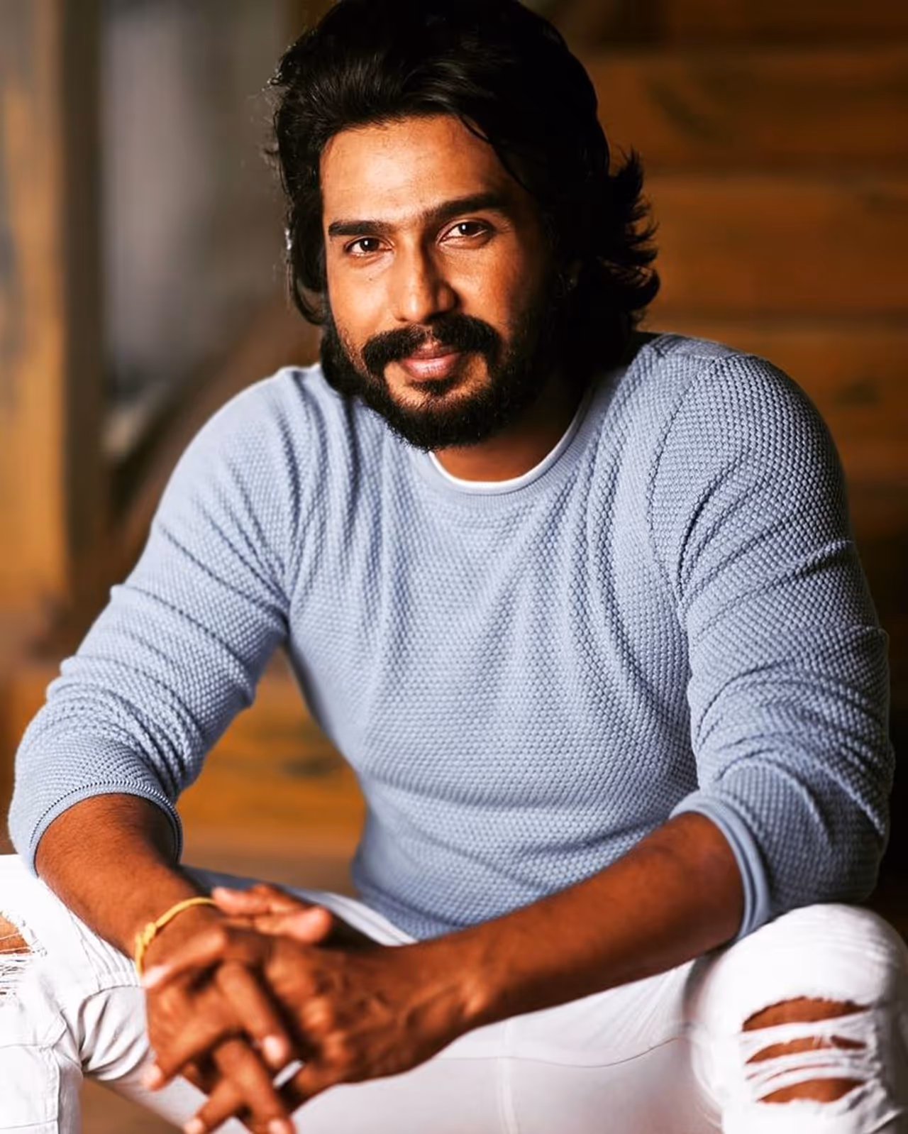 <p>கடந்த 2009 ஆம் ஆண்டு இயக்குனர் சுசீந்திரன் இயக்கத்தில் வெளியான, 'வெண்ணிலா கபடி குழு' படத்தின் மூலம் தன்னுடைய, திரையுலக பயணத்தை துவங்கியவர் நடிகர் விஷ்ணு விஷால்.</p> <p>கடந்த 2009 ஆம் ஆண்டு இயக்குனர் சுசீந்திரன் இயக்கத்தில் வெளியான, 'வெண்ணிலா கபடி குழு' படத்தின் மூலம் தன்னுடைய, திரையுலக பயணத்தை துவங்கியவர் நடிகர் விஷ்ணு விஷால்.</p>