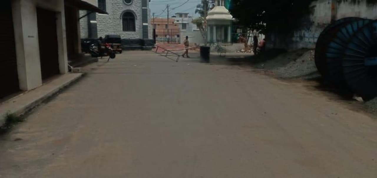 <p> Pune divisional commissioner Deepak Mhaisekar said a complete lockdown has been announced for Pune, Pimpri Chinchwad and some parts of rural Pune from July 13 to July 23</p> <p> Pune divisional commissioner Deepak Mhaisekar said a complete lockdown has been announced for Pune, Pimpri Chinchwad and some parts of rural Pune from July 13 to July 23</p>