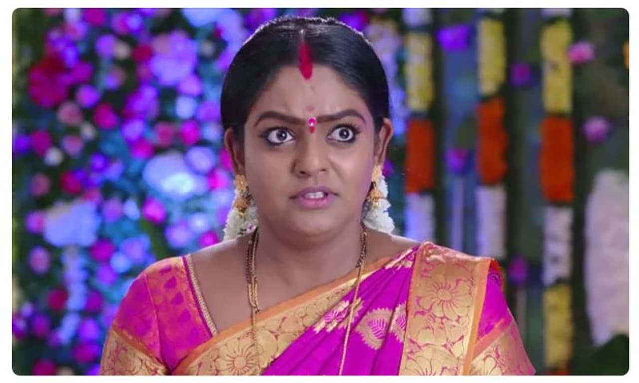 Karthika Deepam Vantalakka Premi Vishwanath Karthika Deepam Vantalakka Premi Vishwanath