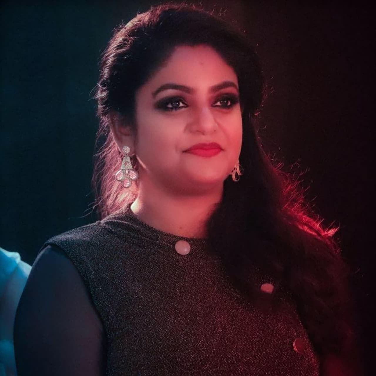 కార్తీకదీపం వంటలక్క రెమ్యునరేషన్ ?