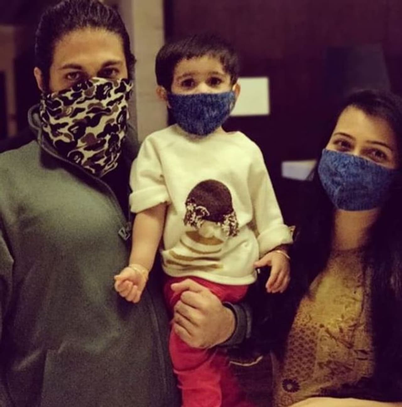 <p>&nbsp;ರಾಧಿಕಾ ಪಂಡಿತ್ ಮತ್ತು ಯಶ್‌ ಮೊದಲು ಅಭಿನಯಿಸಿದ ಸಿನಿಮಾ 'ಮೊಗ್ಗಿನ ಮನಸ್ಸು' ರಿಲೀಸ್‌ ಆಗಿ ಜುಲೈ 18ಕ್ಕೆ ತುಂಬಿದೆ 12 ವರ್ಷ.</p>