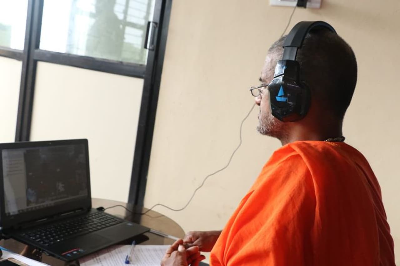 <p>ವಿಡಿಯೋ ಕಾನ್ಫರೆನ್ಸ್ ಮೂಲಕ ನಡೆದ ಆಯೋಧ್ಯೆಯಲ್ಲಿ ಶ್ರೀರಾಮಜನ್ಮಭೂಮಿ ತೀರ್ಥ ಕ್ಷೇತ್ರ ಟ್ರಸ್ಟ್ ನ 2ನೇ ಸಭೆಯಲ್ಲಿ&nbsp;ಪೇಜಾವರ ಶ್ರೀಗಳು&nbsp;ಭಾಗವಹಿಸಿ ಸಲಹೆಗಳನ್ನು ನೀಡಿದರು.&nbsp;</p>