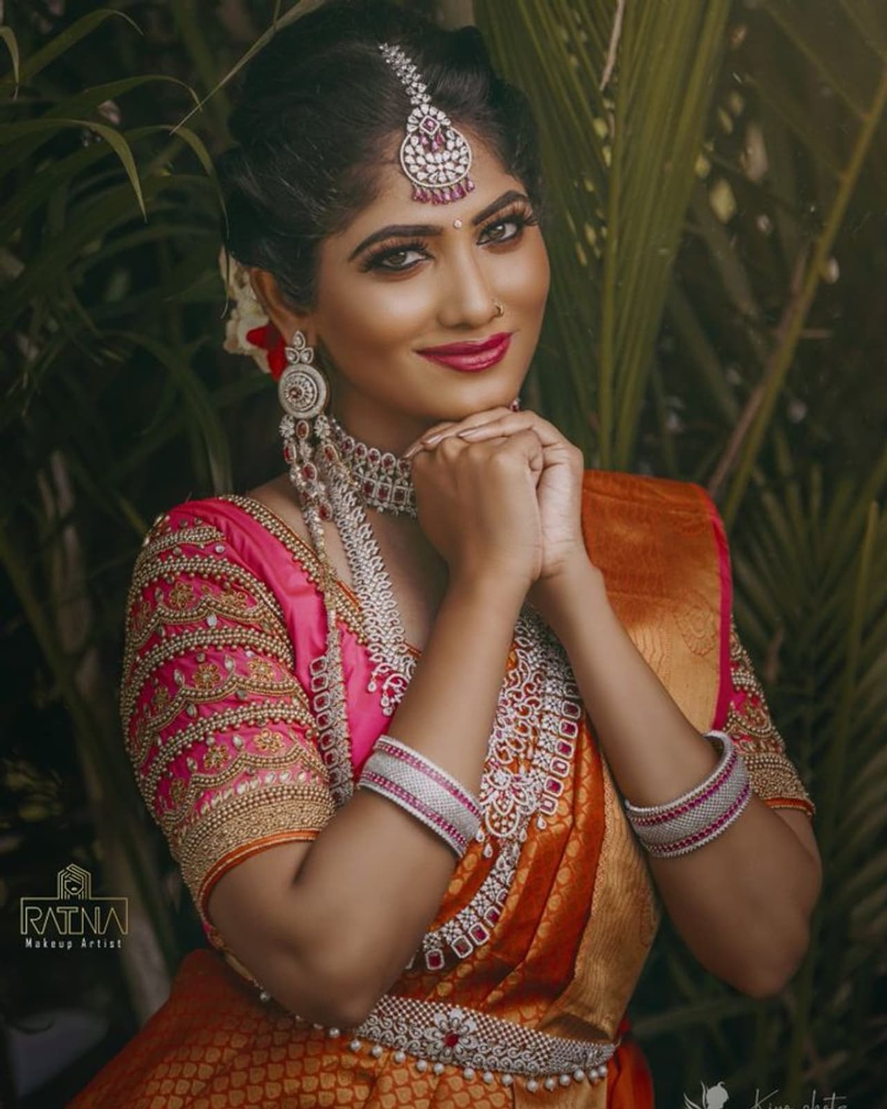 <p>அடேங்கப்பா... என்னமா போஸ் கொடுக்குறாங்க&nbsp;</p>