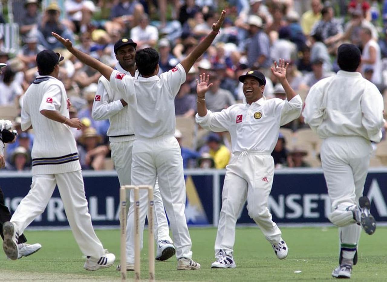 <p>Team India gets set for a daunting task ahead, as it takes on Australia in the Boxing Day Test, at the Melbourne Cricket Ground (MCG), from Saturday. India is trailing the four Test series 0 1, as it looks to defend the Border Gavaskar Trophy successfully, it won during its last visit, in 2018 19.</p> <p>Team India gets set for a daunting task ahead, as it takes on Australia in the Boxing Day Test, at the Melbourne Cricket Ground (MCG), from Saturday. India is trailing the four Test series 0 1, as it looks to defend the Border Gavaskar Trophy successfully, it won during its last visit, in 2018 19.</p>