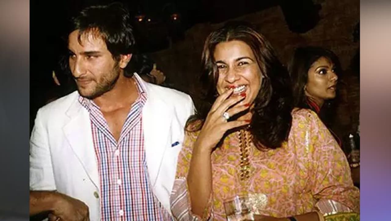 <p>ಸೈಫ್ ಮತ್ತು ಅಮೃತಾಳ ಮ್ಯಾರೀಡ್ ಲೈಫ್ ಪ್ರಾರಂಭ ಸಿಹಿಯಾಗಿರಲಿಲ್ಲವಂತೆ. ಇಬ್ಬರೂ ಬೇರ್ಪಟ್ಟಾಗ, ಅಂತಹ ವಿಷಯಗಳು ಒಂದೊಂದಾಗಿ ಮಂದೆ ಬರಲು ಪ್ರಾರಂಭಿಸಿದಾಗ ಎಲ್ಲರಿಗೂ ಆಶ್ಚರ್ಯವನ್ನುಂಟು ಮಾಡಿತು.</p> <p>ಸೈಫ್ ಮತ್ತು ಅಮೃತಾಳ ಮ್ಯಾರೀಡ್ ಲೈಫ್ ಪ್ರಾರಂಭ ಸಿಹಿಯಾಗಿರಲಿಲ್ಲವಂತೆ. ಇಬ್ಬರೂ ಬೇರ್ಪಟ್ಟಾಗ, ಅಂತಹ ವಿಷಯಗಳು ಒಂದೊಂದಾಗಿ ಮಂದೆ ಬರಲು ಪ್ರಾರಂಭಿಸಿದಾಗ ಎಲ್ಲರಿಗೂ ಆಶ್ಚರ್ಯವನ್ನುಂಟು ಮಾಡಿತು.</p>