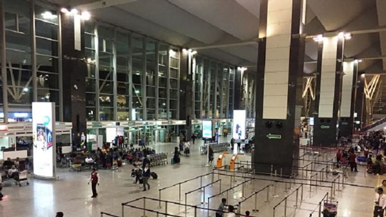 <p>In a bid to keep the coronavirus at bay, the temperature of air conditioning units at Bengaluru’s Kempegowda International Airport has been set higher by 2 degrees than usual.<br /> </p> <p>In a bid to keep the coronavirus at bay, the temperature of air conditioning units at Bengaluru’s Kempegowda International Airport has been set higher by 2 degrees than usual.<br /> </p>