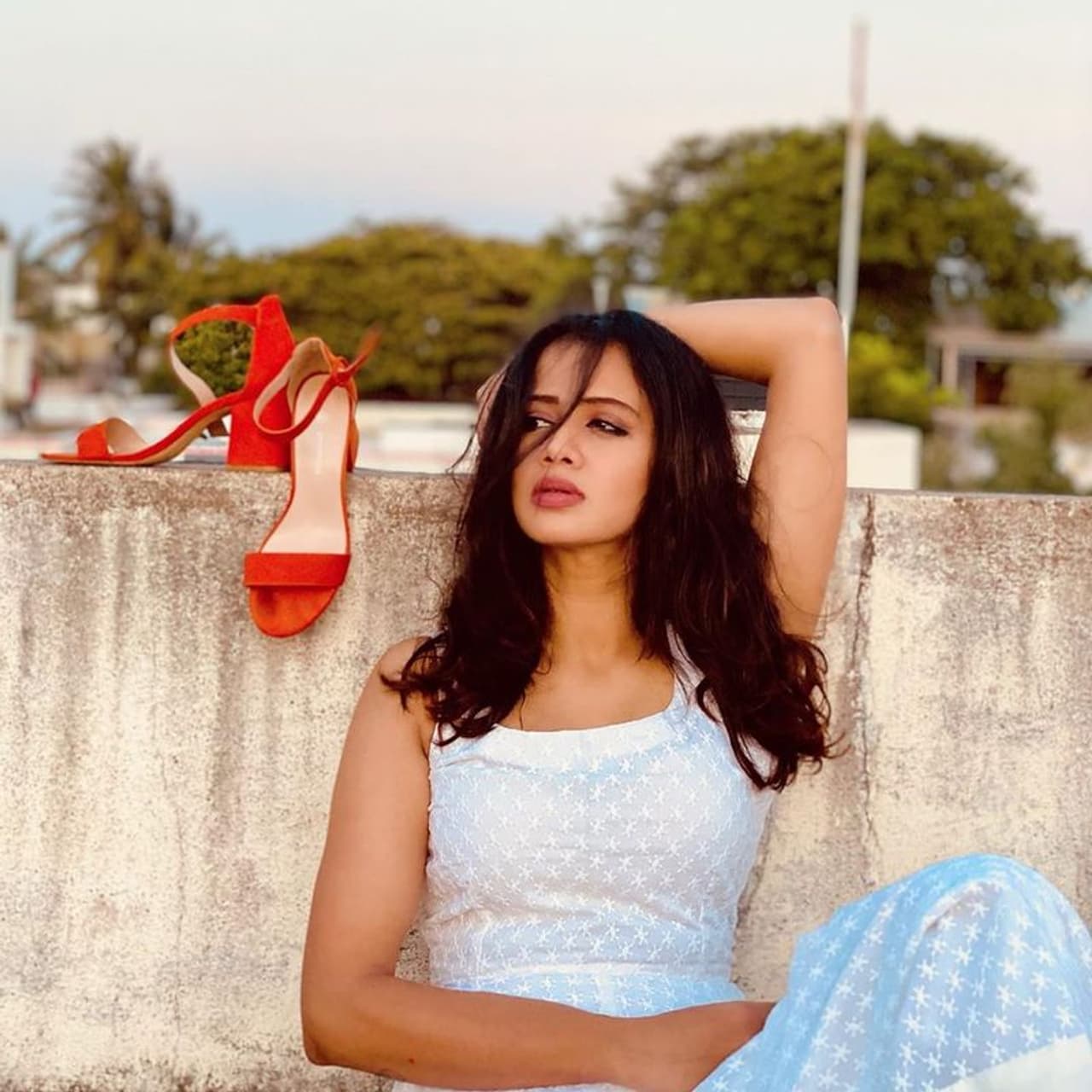 <p>மொட்டை மாடியில் வெளியில் ஹாட் போஸ் கொடுக்கும் அஞ்சனா ரங்கன் </p> <p>மொட்டை மாடியில் வெளியில் ஹாட் போஸ் கொடுக்கும் அஞ்சனா ரங்கன் </p>