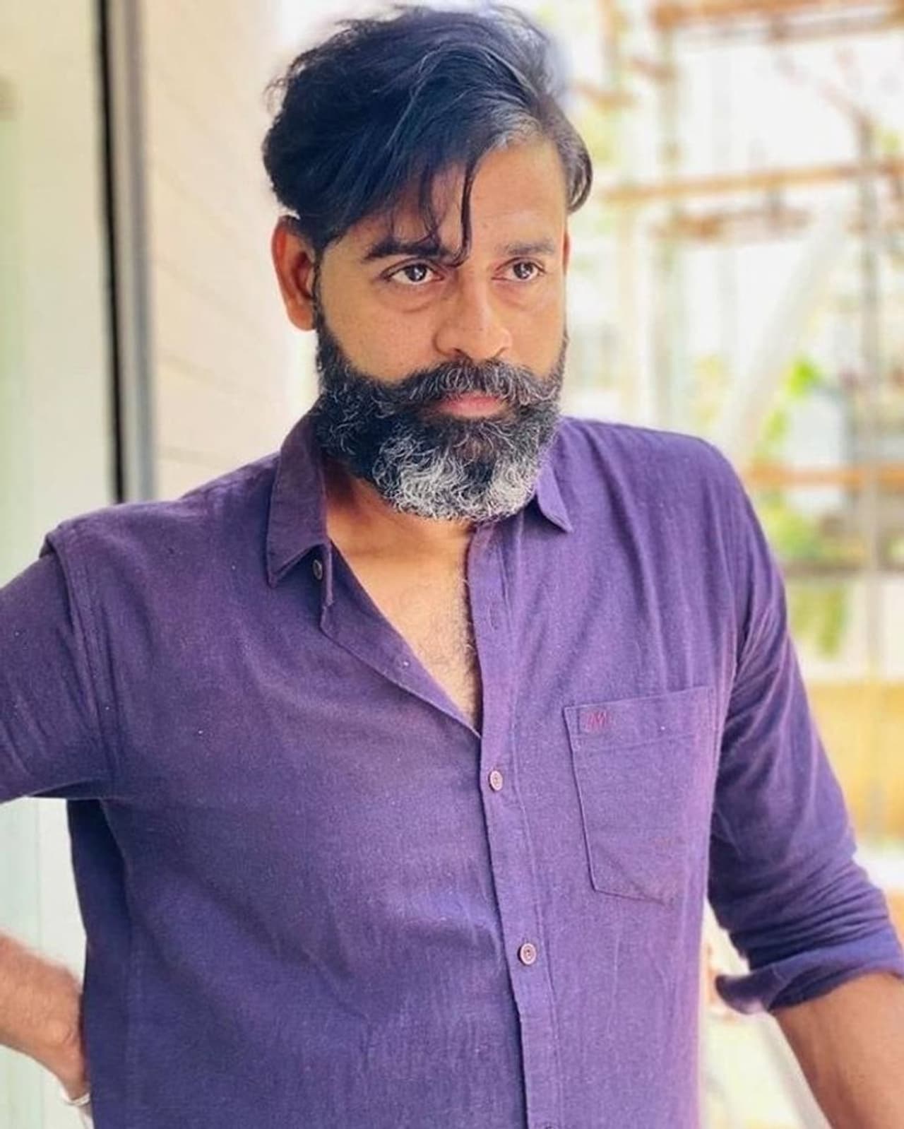 <p>பிரேம் விக்ரம் வேத படத்தில் மாதவன் நண்பனாக வருவார் இவர் ஒரு குணச்சித்திர நடிகர் எல்லாருக்கும் தெரிந்த விஷயம் </p> <p>பிரேம் விக்ரம் வேத படத்தில் மாதவன் நண்பனாக வருவார் இவர் ஒரு குணச்சித்திர நடிகர் எல்லாருக்கும் தெரிந்த விஷயம் </p>