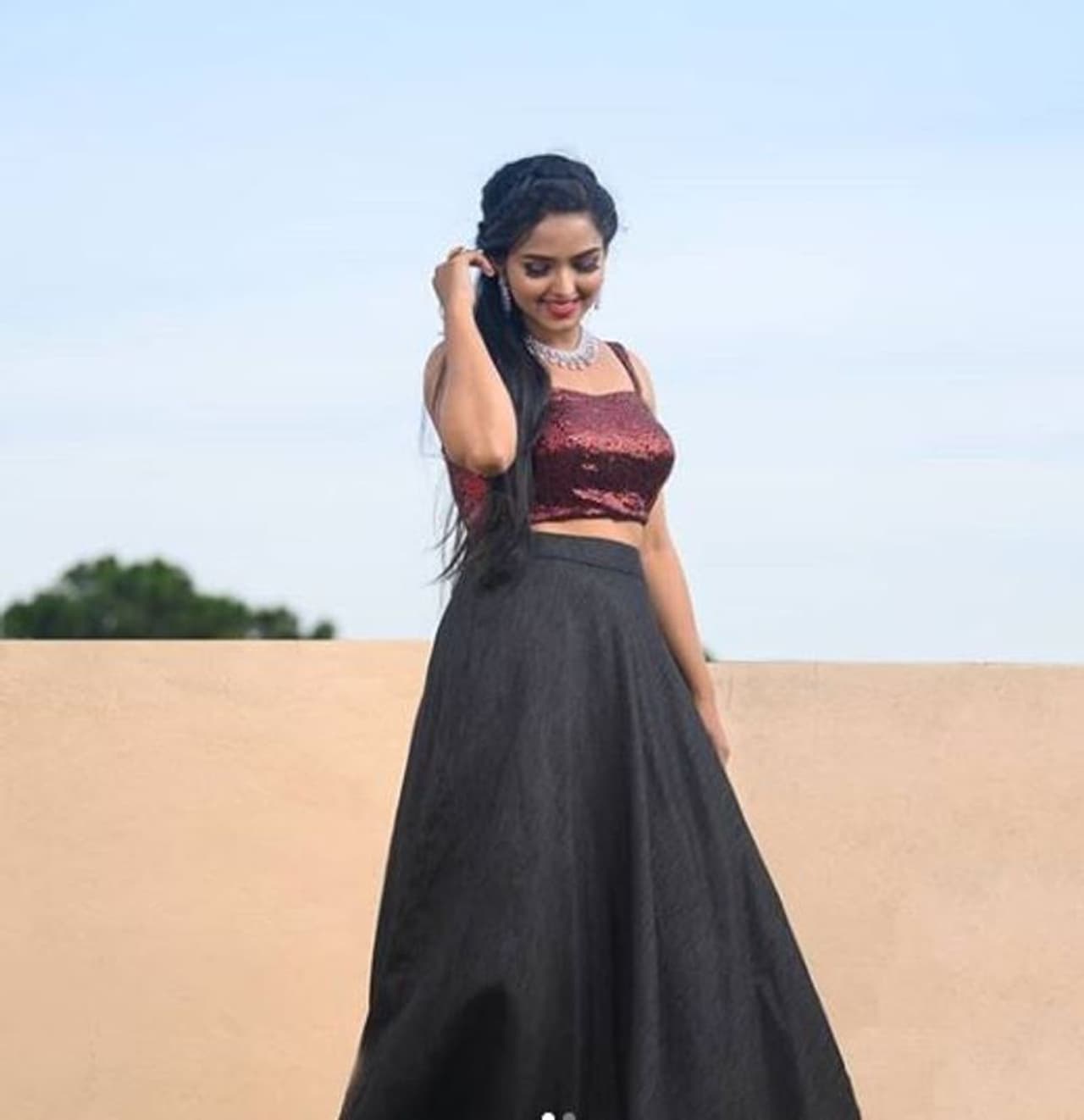 <p>ಕಲರ್ಸ್‌ ಕನ್ನಡ ವಾಹಿನಿಯಲ್ಲಿ ಪ್ರಸಾರವಾಗುತ್ತಿರುವ ಧಾರಾವಾಹಿ 'ನನ್ನರಸಿ ರಾಧೆ'</p>