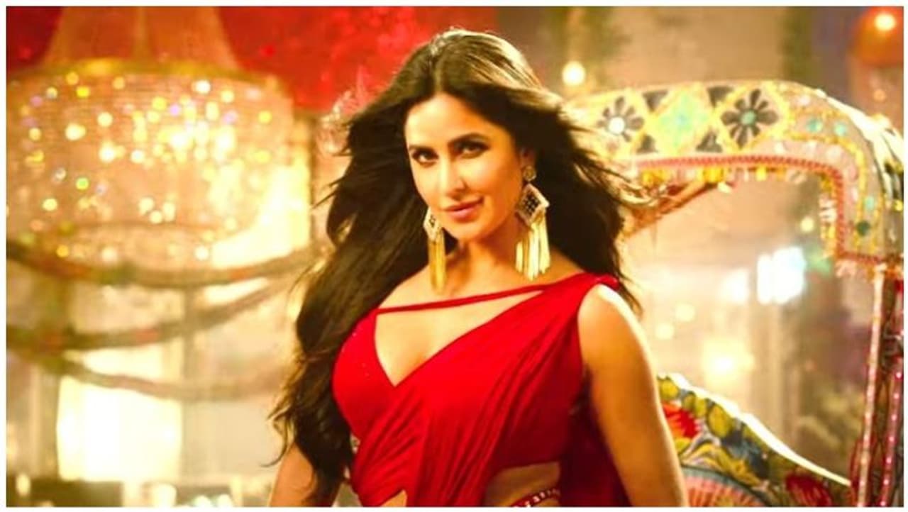 <p>ಬಾಲಿವುಡ್ ಸ್ಟಾರ್ ಸಿದ್ಧಾರ್ಥ್ ಮಲ್ಹೋತ್ರಾ ಮತ್ತು ನಟಿ ಕತ್ರೀನಾ ಜೊತೆಯಾಗಿ ಎಷ್ಟು ಕ್ಯೂಟ್ ಕಾಣ್ತಾರೆ ಗೊತ್ತಾ..?</p> <p>ಬಾಲಿವುಡ್ ಸ್ಟಾರ್ ಸಿದ್ಧಾರ್ಥ್ ಮಲ್ಹೋತ್ರಾ ಮತ್ತು ನಟಿ ಕತ್ರೀನಾ ಜೊತೆಯಾಗಿ ಎಷ್ಟು ಕ್ಯೂಟ್ ಕಾಣ್ತಾರೆ ಗೊತ್ತಾ..?</p>