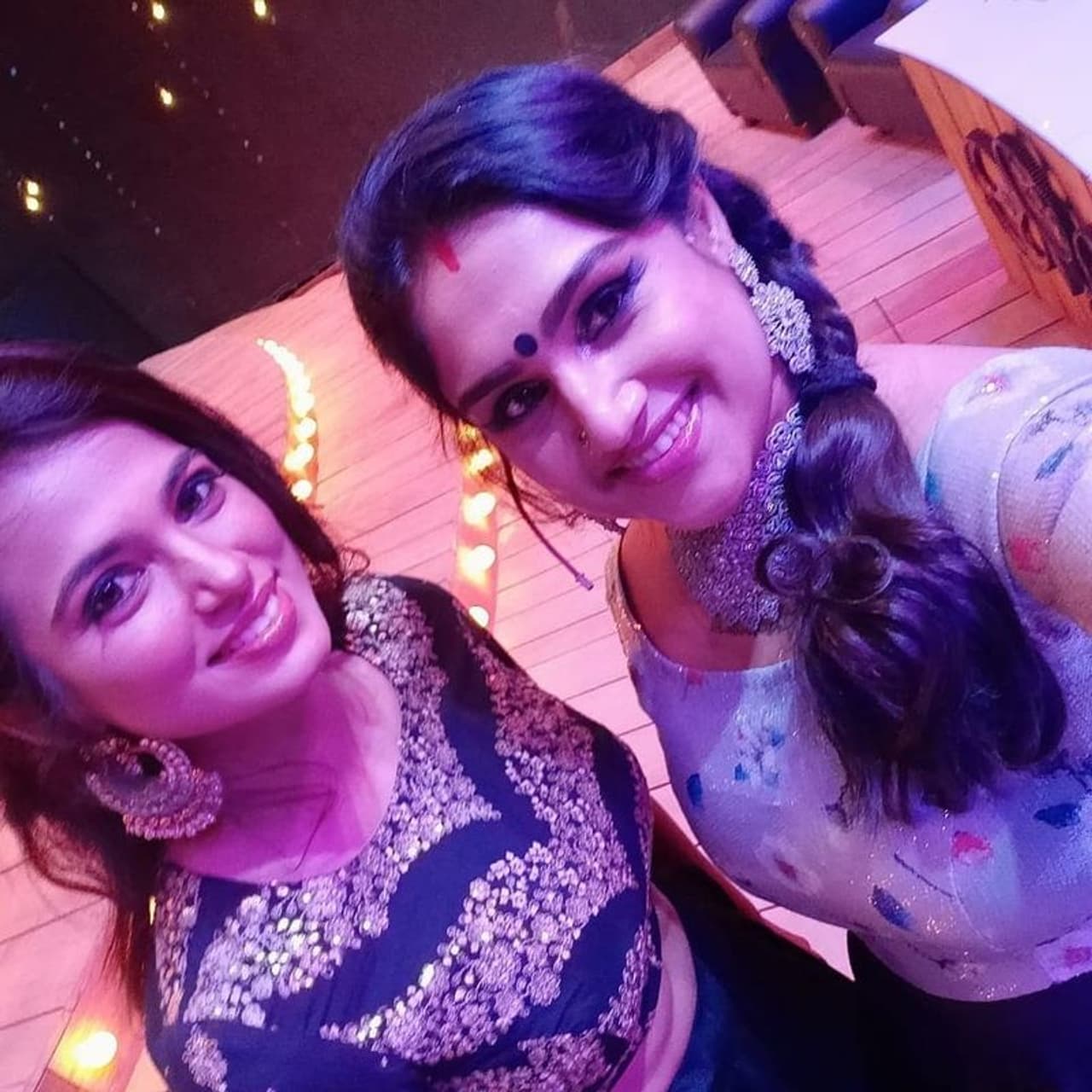 <p>அந்த நாள் நியாபகம் வந்துடுச்சா... ரம்யா பாண்டியனுடன் எடுத்த புகைப்படம் </p> <p>அந்த நாள் நியாபகம் வந்துடுச்சா... ரம்யா பாண்டியனுடன் எடுத்த புகைப்படம் </p>