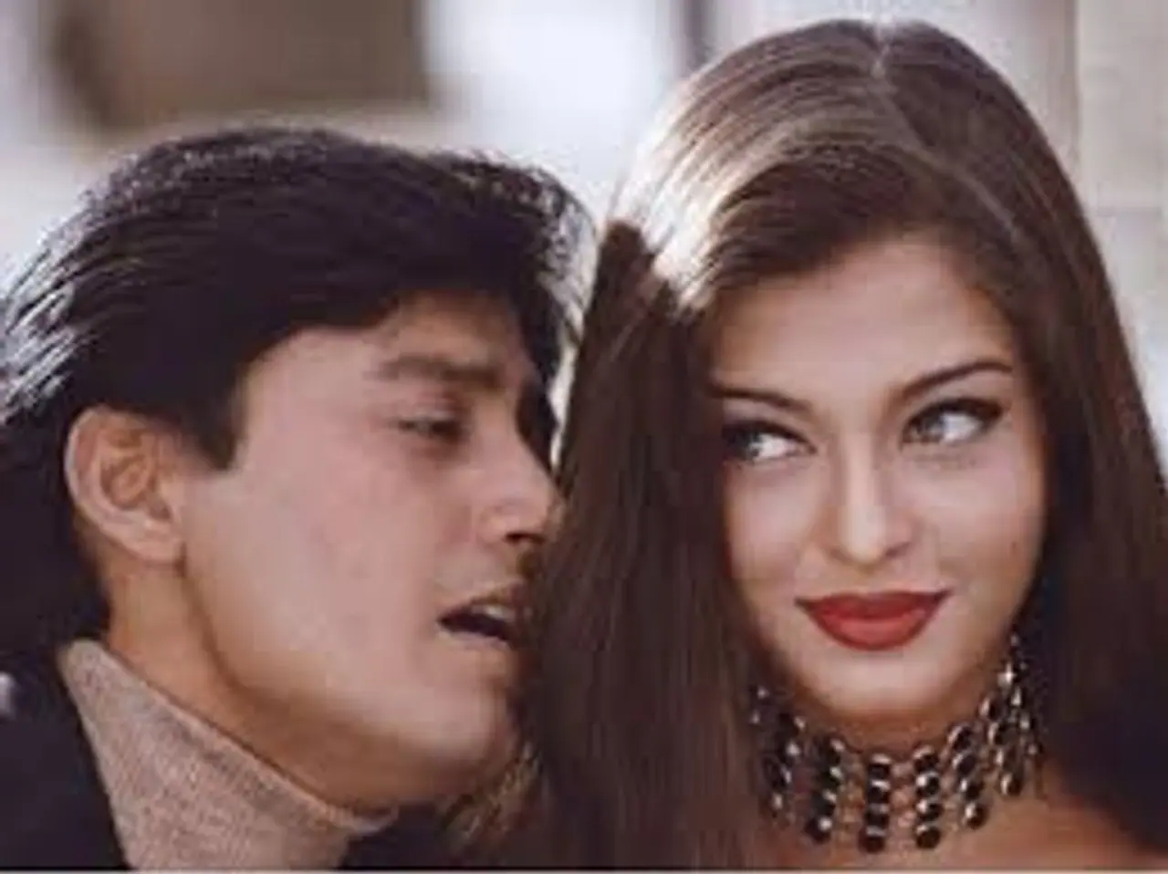 <p>1998 ஆம் ஆண்டு, பிரமாண்ட இயக்குனர் ஷங்கர் இயக்கத்தில் வெளியான திரைப்படம் ஜீன்ஸ்.</p> <p>1998 ஆம் ஆண்டு, பிரமாண்ட இயக்குனர் ஷங்கர் இயக்கத்தில் வெளியான திரைப்படம் ஜீன்ஸ்.</p>