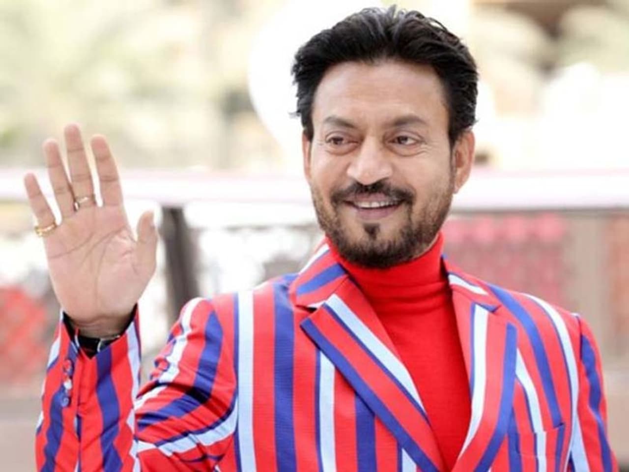 <p>Late actor Irrfan Khan has been badly missed by his fans and friends, recently one of his riends Chandan Roy Sanyal visted visit the actor’s grave and pay his tributes.</p> <p>Late actor Irrfan Khan has been badly missed by his fans and friends, recently one of his riends Chandan Roy Sanyal visted visit the actor’s grave and pay his tributes.</p>