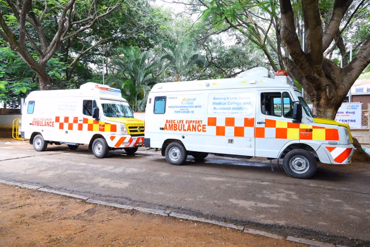 <p>Amid the COVID 19 pandemic, Hindustan Aeronautics Limited (HAL) has donated two ambulances to Bowring &amp; Lady Curzon Medical College &amp; Research Institute (BLCMC &amp; RI) in Karnataka on Thursday.</p>