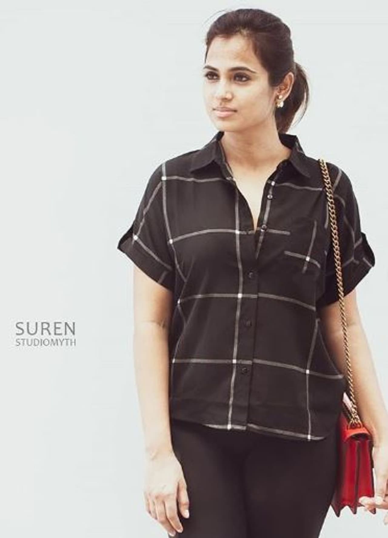 <p>வாவ் செம்ம ஸ்டைலிஷ் போஸ் </p> <p>வாவ் செம்ம ஸ்டைலிஷ் போஸ் </p>