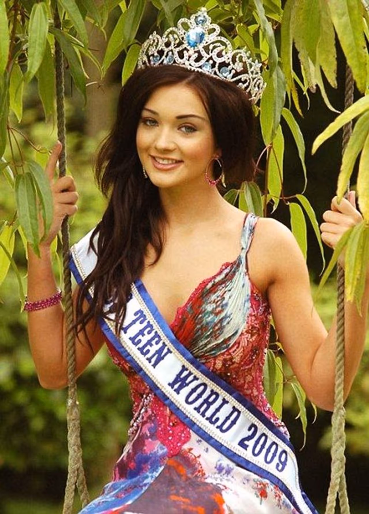 <p>இயக்குநர் ஏ.எல்.விஜய் இயக்கத்தில் 2010ம் ஆண்டு வெளியாகி சக்கைப் போடு போட்ட திரைப்படம் மதராசப்பட்டினம். இந்த படம் மூலமாக தான் இங்கிலாந்தைச் சேர்ந்த எமி ஜாக்சன் முதன் முதலில் நடிக்க ஆரம்பித்தார். </p> <p>இயக்குநர் ஏ.எல்.விஜய் இயக்கத்தில் 2010ம் ஆண்டு வெளியாகி சக்கைப் போடு போட்ட திரைப்படம் மதராசப்பட்டினம். இந்த படம் மூலமாக தான் இங்கிலாந்தைச் சேர்ந்த எமி ஜாக்சன் முதன் முதலில் நடிக்க ஆரம்பித்தார். </p>