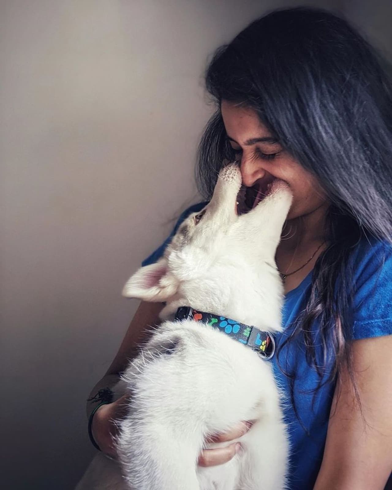 <p>இது தான் தன்யாவின் செல்ல நாய் குட்டி&nbsp;</p>