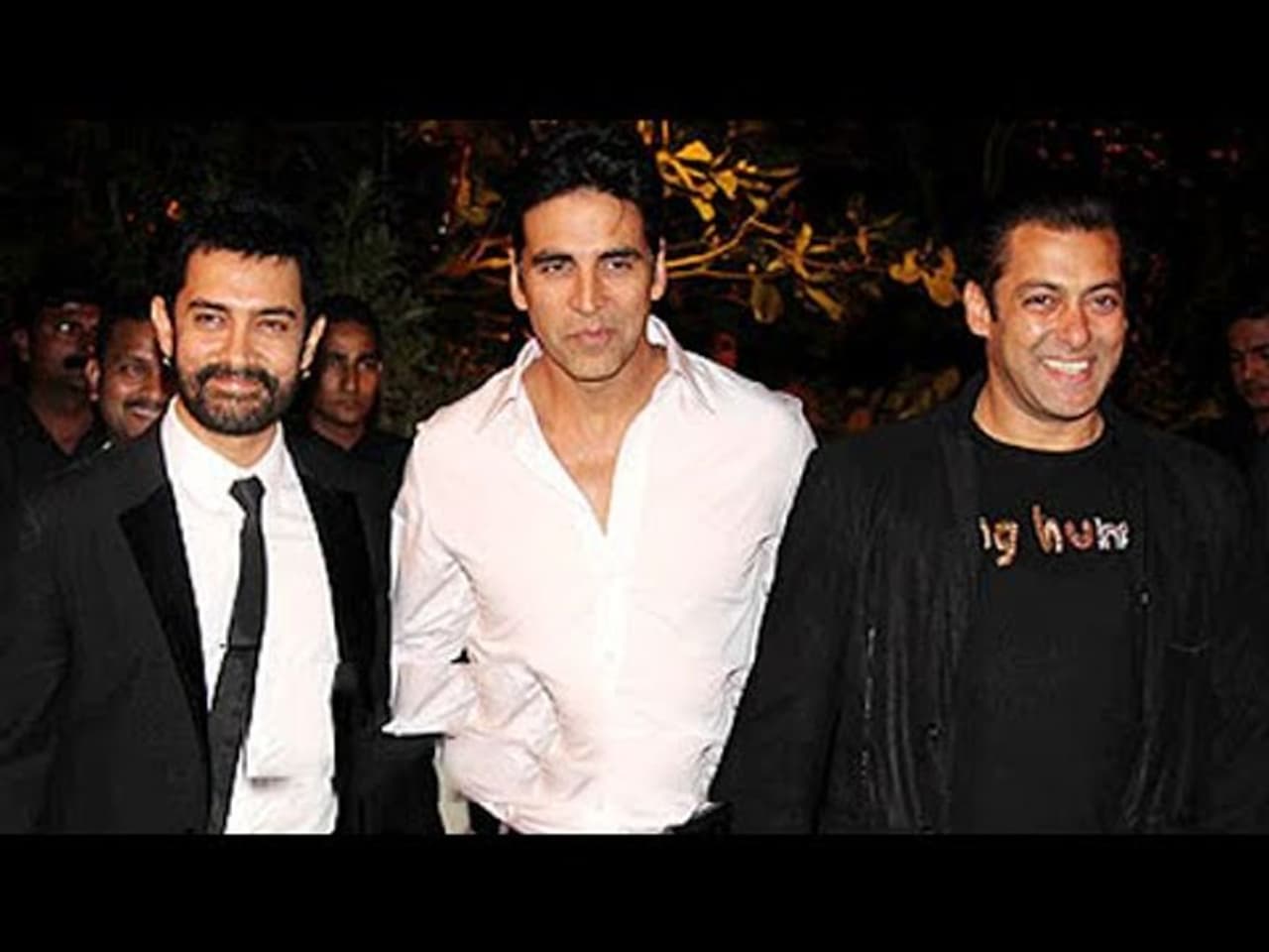 <p>இந்திய அளவில் சினிமா நடிகர்களில் அதிக சம்பளம் வாங்கும் பட்டியிலில் முதல் மூன்று இடங்களை பிடித்தவர்களாக சல்மான் கான், அமீர் கான் மற்றும் அக்ஷய்குமார் இருக்கிறார்கள். </p> <p>இந்திய அளவில் சினிமா நடிகர்களில் அதிக சம்பளம் வாங்கும் பட்டியிலில் முதல் மூன்று இடங்களை பிடித்தவர்களாக சல்மான் கான், அமீர் கான் மற்றும் அக்ஷய்குமார் இருக்கிறார்கள். </p>