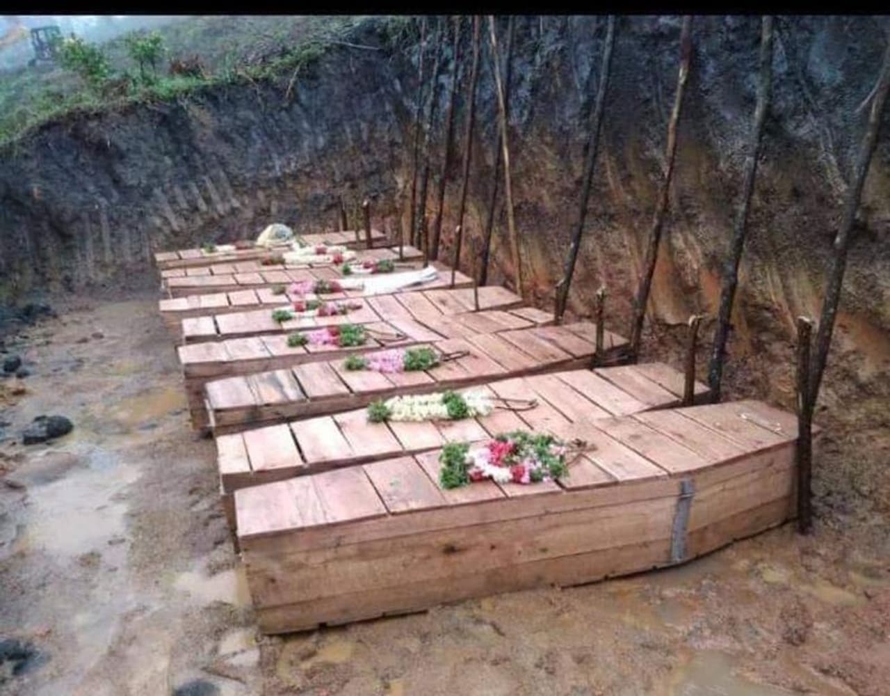 <p>The death toll in the massive landslide in Kerala's Idukki district due to heavy rains rose to 63 on August 20.</p> <p>The death toll in the massive landslide in Kerala's Idukki district due to heavy rains rose to 63 on August 20.</p>