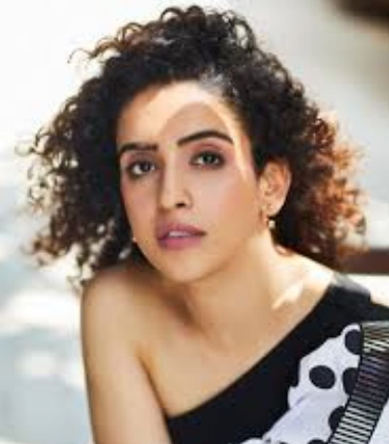 <p style="text align: justify;">Audiences and critics loved Sanya Malhotra's work in Pagglait. She is basking in the glory of the enormous love and affection for her witty character in the film.&nbsp;</p>