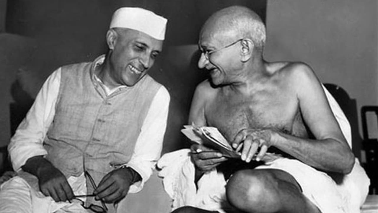 <p>Jawaharlal Nehru became the first Prime Minister of Independent India on August 15, 1947.</p>