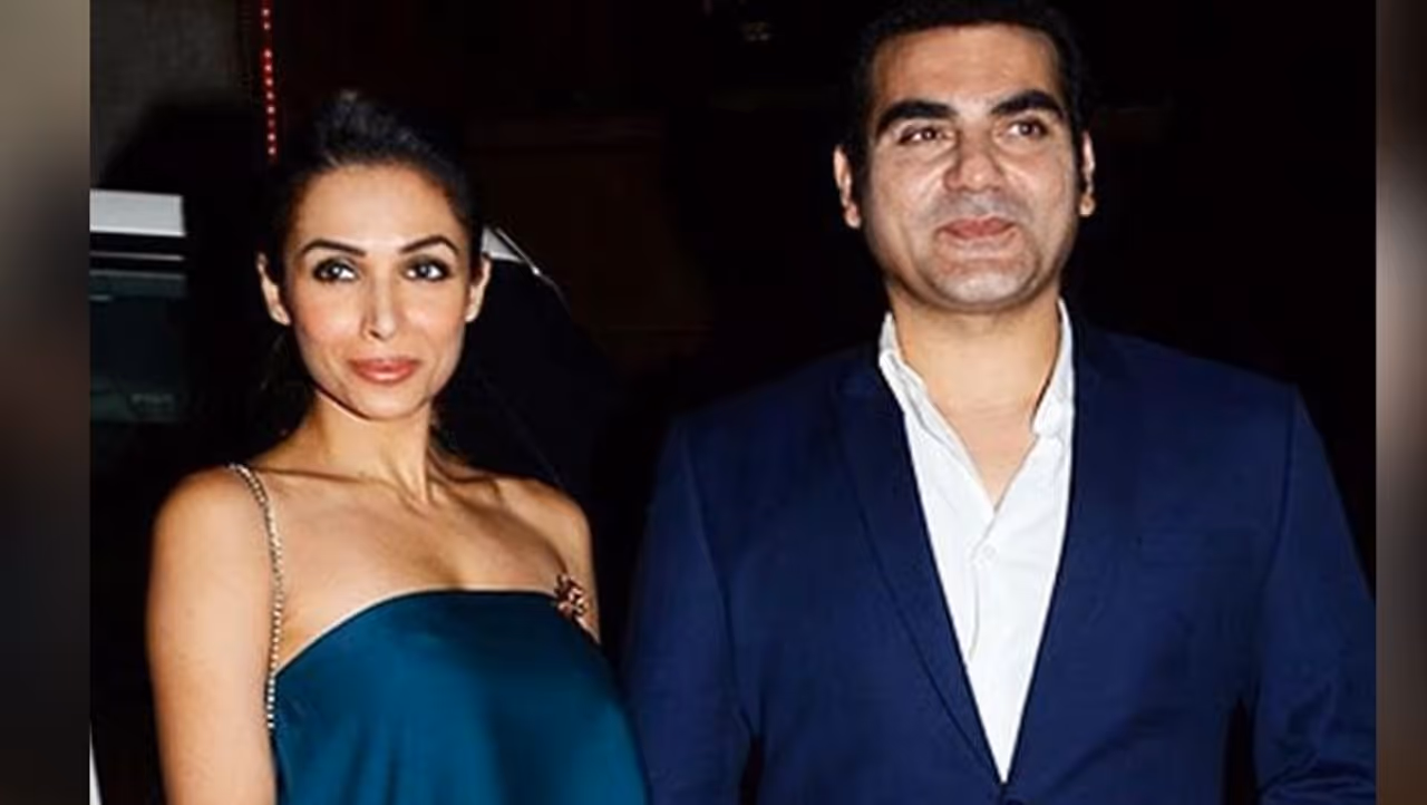 <p>Last year, there was news that Malaika Arora suspected her driver Mukesh of leaking her private information to his brother Babloo, who was also Arbaaz Khan's driver, about her relationship with Arjun Kapoor.</p> <p>Last year, there was news that Malaika Arora suspected her driver Mukesh of leaking her private information to his brother Babloo, who was also Arbaaz Khan's driver, about her relationship with Arjun Kapoor.</p>