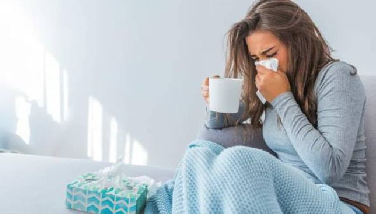 <p>ಕೊರೋನಾದಿಂದಾಗಿ ಜನರು ಇಮ್ಯುನಿಟಿಯತ್ತ ಹೆಚ್ಚು ಗಮನ ಹರಿಸುತ್ತಿದ್ದಾರೆ. ಒಂದಷ್ಟು ಜನರ ಇಮ್ಯನಿಟಿ ಪವರ್ ಚೆನ್ನಾಗಿದ್ರೆ ಇನ್ನು ಕೆಲವರು ಆಹಾರ ಕ್ರಮಗಳನ್ನು ಬದಲಾಯಿಸಲಾರಂಭಿಸಿದ್ದಾರೆ.</p> <p>ಕೊರೋನಾದಿಂದಾಗಿ ಜನರು ಇಮ್ಯುನಿಟಿಯತ್ತ ಹೆಚ್ಚು ಗಮನ ಹರಿಸುತ್ತಿದ್ದಾರೆ. ಒಂದಷ್ಟು ಜನರ ಇಮ್ಯನಿಟಿ ಪವರ್ ಚೆನ್ನಾಗಿದ್ರೆ ಇನ್ನು ಕೆಲವರು ಆಹಾರ ಕ್ರಮಗಳನ್ನು ಬದಲಾಯಿಸಲಾರಂಭಿಸಿದ್ದಾರೆ.</p>