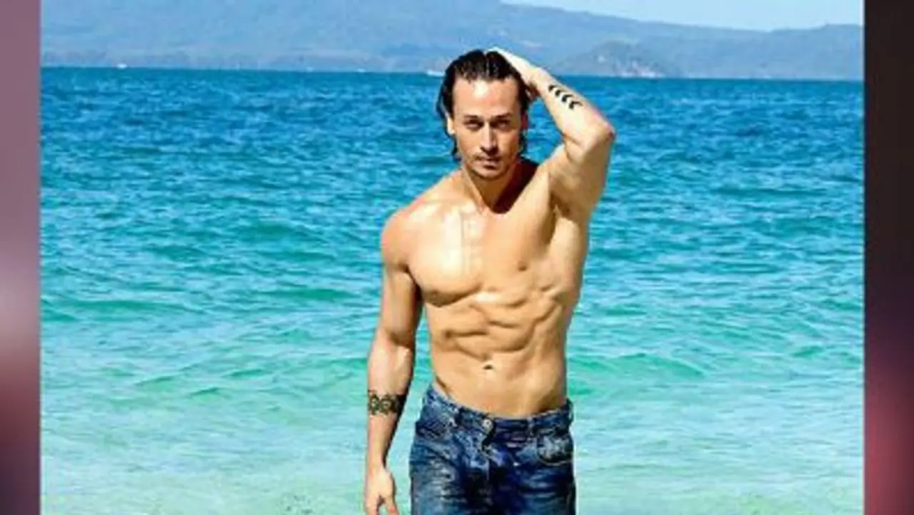 <p>Tiger Shroff is the young dynamo who has moved from strength to strength ever since he set foot in the film industry. He is touted for his craft, action, romance and dance moves in his films. Known for summers saults and jumps bigger than anyone, Tiger is racing ahead of his generation with 4 film franchises under his name. </p> <p>Tiger Shroff is the young dynamo who has moved from strength to strength ever since he set foot in the film industry. He is touted for his craft, action, romance and dance moves in his films. Known for summers saults and jumps bigger than anyone, Tiger is racing ahead of his generation with 4 film franchises under his name. </p>