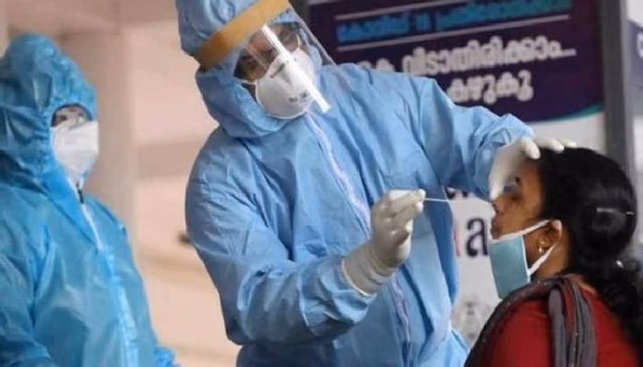 <p>As the number of fresh COVID 19 cases and fatalities linked to the pandemic surge in Bengaluru, the capital city alone reported 2,126 new cases while the same was 5,939 across Karnataka on Sunday.</p>