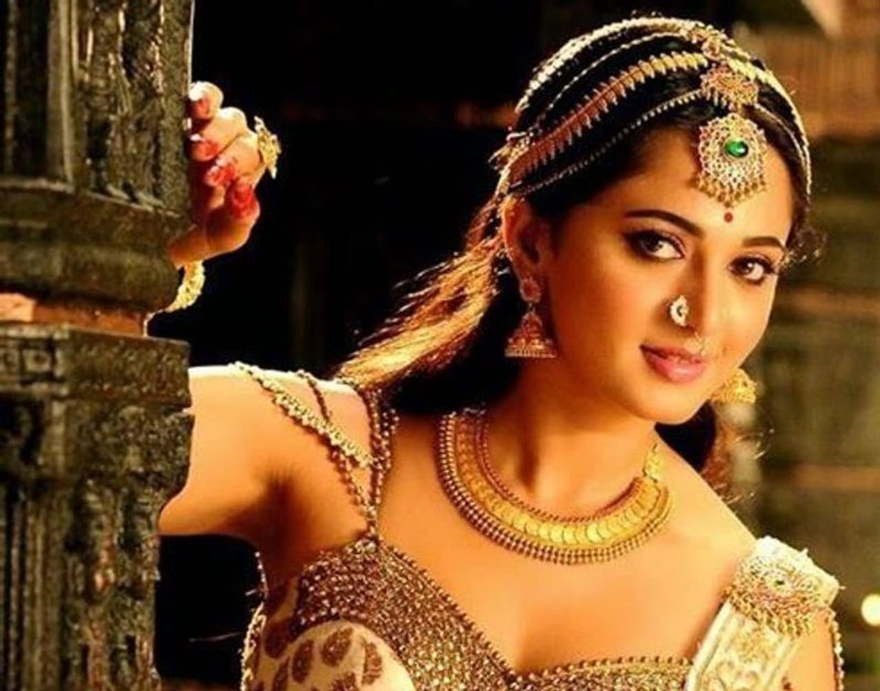 <p style="text align: justify;">In an interview, actress Anushka Shetty has put an end to all rumours regarding her wedding</p>