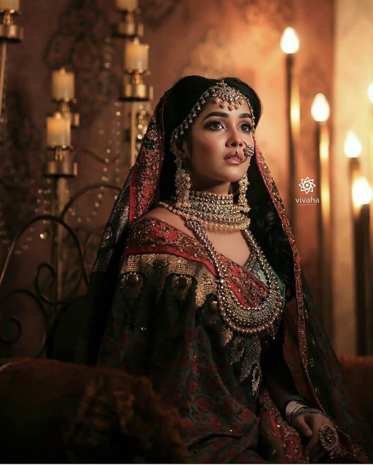 <p>முன்னணி நடிகைகளையே மிரளவைக்கும் அனிகா </p> <p>முன்னணி நடிகைகளையே மிரளவைக்கும் அனிகா </p>