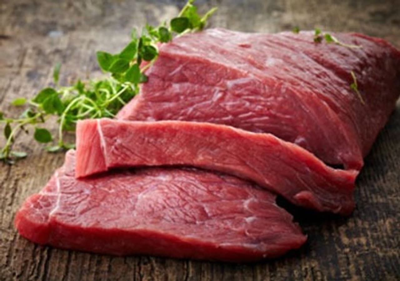 <p>Meat forms an important part of our diet. It supplies our body with a plethora of essential nutrients such as muscle building proteins, Vitamin B complex from B1 to B12, vitamin C, phosphorus, calcium, omega 3 fatty acids and much more.<br /> </p> <p>Meat forms an important part of our diet. It supplies our body with a plethora of essential nutrients such as muscle building proteins, Vitamin B complex from B1 to B12, vitamin C, phosphorus, calcium, omega 3 fatty acids and much more.<br /> </p>