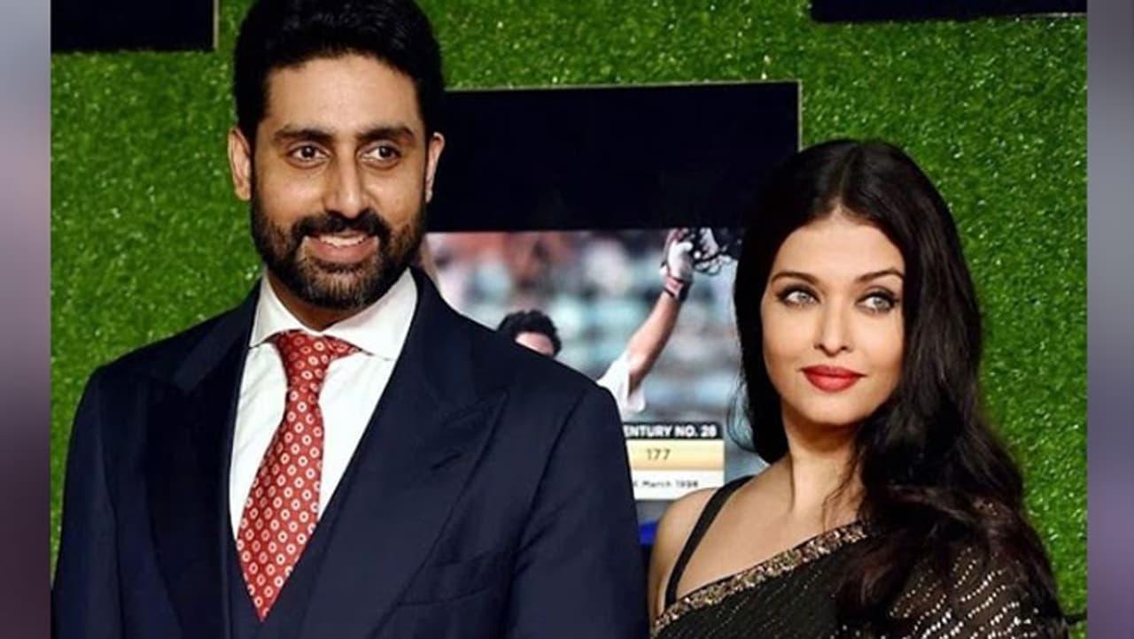 <p>In an interview with a leading daily, Abhishek talked about his relationship with Aishwarya and how he handles the pressure after marrying the most beautiful woman on earth.<br /> </p> <p>In an interview with a leading daily, Abhishek talked about his relationship with Aishwarya and how he handles the pressure after marrying the most beautiful woman on earth.<br /> </p>