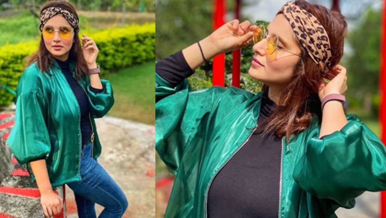 <p>ಫೋಟೋಗೆ ಸಾನಿಯಾ ಫಾರ್ಮ್ ವೈಬ್ಸ್ !! #Hippyvibes ಎಂದು ಕ್ಯಾಪ್ಷನ್ ನೀಡಿದ್ದಾರೆ.</p> <p>ಫೋಟೋಗೆ ಸಾನಿಯಾ ಫಾರ್ಮ್ ವೈಬ್ಸ್ !! #Hippyvibes ಎಂದು ಕ್ಯಾಪ್ಷನ್ ನೀಡಿದ್ದಾರೆ.</p>