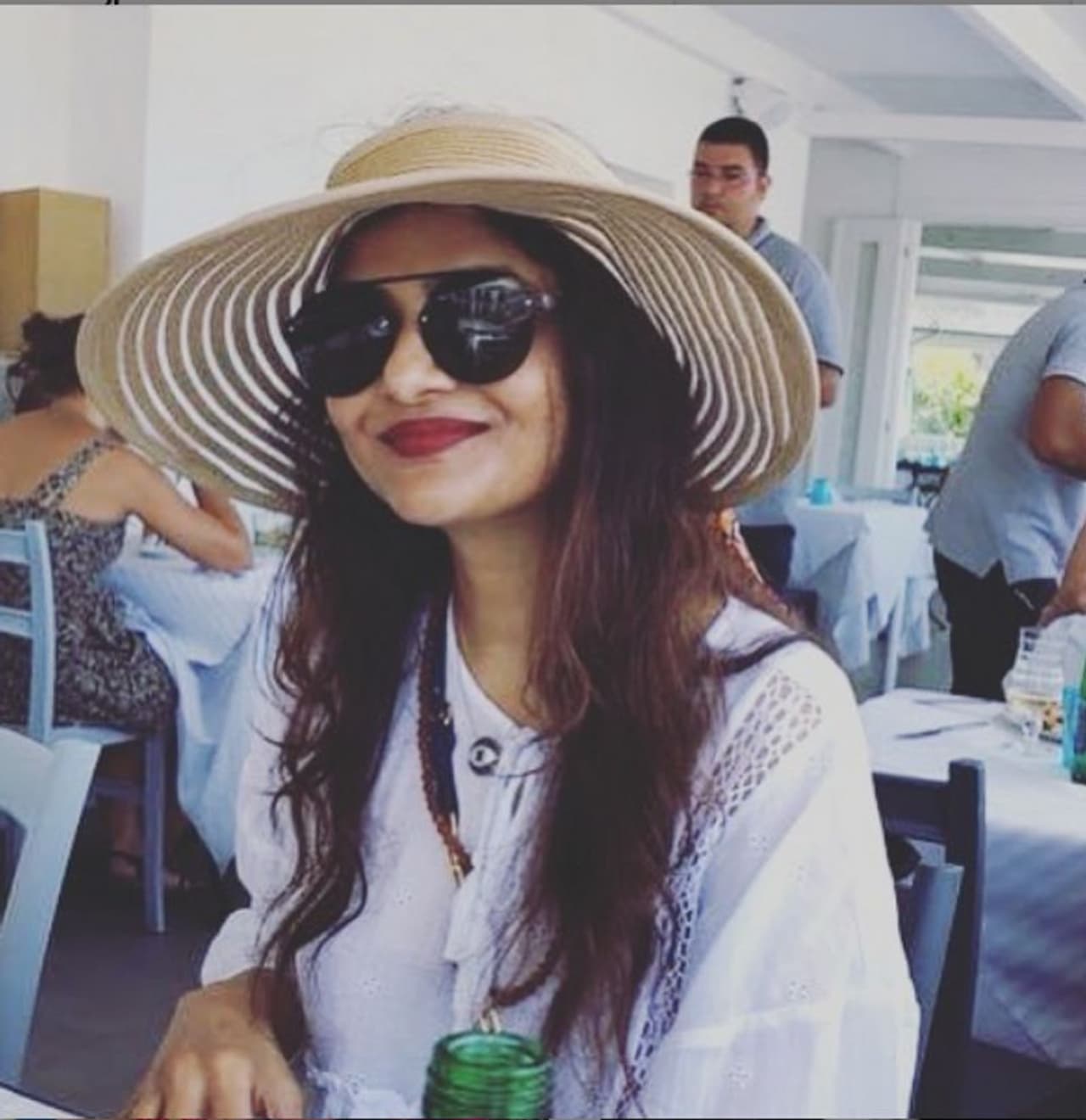 <p>ತಮಿಳು&nbsp;ನಟಿ ಮಧು ಸುಮಾರು 30ಕ್ಕೂ ಸುಮಾರು 30ಕ್ಕೂ ಹೆಚ್ಚು ಬಹು ಭಾಷಾ ಸಿನಿಮಾಗಳಲ್ಲಿ ನಟಿಸಿದ್ದಾರೆ.</p>