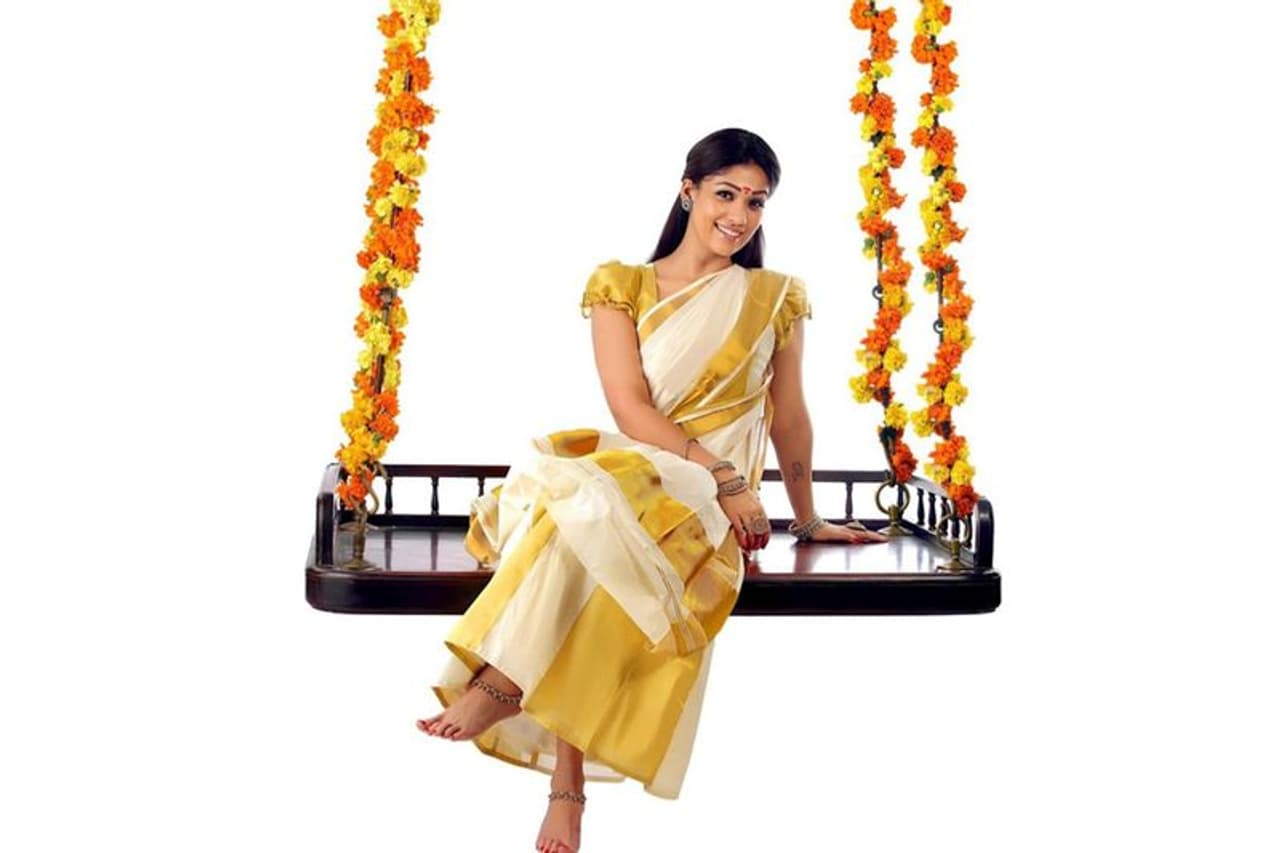 <p><br />35 வயதனாலும் தமிழ் ரசிகர்களின் மனதில் லேடி சூப்பர் ஸ்டார் என்ற அளவிற்கு உயர்ந்து நிற்கிறார் நயன்தாரா. <br /> </p> <p><br />35 வயதனாலும் தமிழ் ரசிகர்களின் மனதில் லேடி சூப்பர் ஸ்டார் என்ற அளவிற்கு உயர்ந்து நிற்கிறார் நயன்தாரா. <br /> </p>