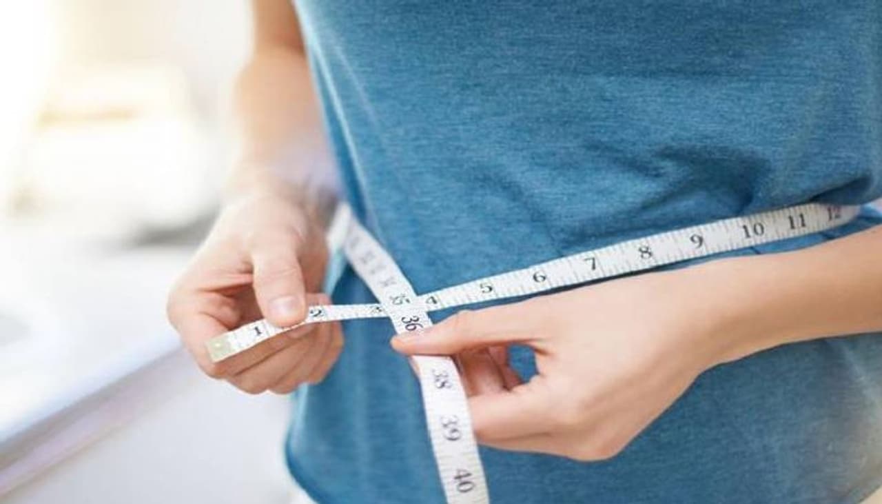 <p>In a bid to lose weight, we go all out to change our diet, go on a yo yo diet or workout intensively for long hours.<br /> </p> <p>In a bid to lose weight, we go all out to change our diet, go on a yo yo diet or workout intensively for long hours.<br /> </p>