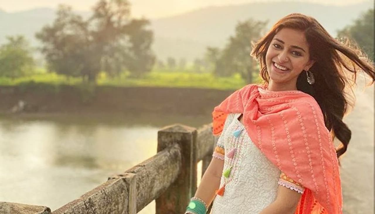 <p>Ananya Panday has become the talk of the town ever since the teaser of her upcoming film Khaali Peeli was released. The actress is receiving praises for portraying yet another unique character that she hasn’t done before. <br /> </p> <p>Ananya Panday has become the talk of the town ever since the teaser of her upcoming film Khaali Peeli was released. The actress is receiving praises for portraying yet another unique character that she hasn’t done before. <br /> </p>