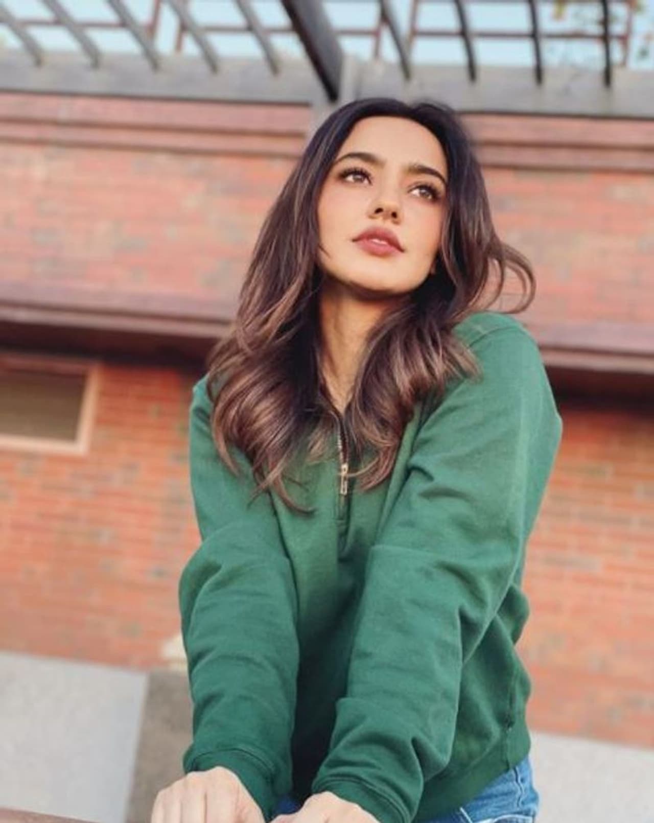 <p>ಸೋಷಿಯಲ್ ಮೀಡಿಯಾದಲ್ಲಿ ನನ್ನ ವರ್ಕೌಟ್ ಫೋಟೋಸ್ ನೋಡಿದ್ರೆ ಹೆಚ್ಚಿನವುಗಳಲ್ಲಿ ವೈಟ್ ಲಿಫ್ಟ್ ಮಾಡೋ ಫೋಟೋಗಳಿವೆ. ಕಾರಣ ನಂಗೆ ವೈಟ್ ಲಿಫ್ಟಿಂಗ್ ಇಷ್ಟ.</p> <p>ಸೋಷಿಯಲ್ ಮೀಡಿಯಾದಲ್ಲಿ ನನ್ನ ವರ್ಕೌಟ್ ಫೋಟೋಸ್ ನೋಡಿದ್ರೆ ಹೆಚ್ಚಿನವುಗಳಲ್ಲಿ ವೈಟ್ ಲಿಫ್ಟ್ ಮಾಡೋ ಫೋಟೋಗಳಿವೆ. ಕಾರಣ ನಂಗೆ ವೈಟ್ ಲಿಫ್ಟಿಂಗ್ ಇಷ್ಟ.</p>