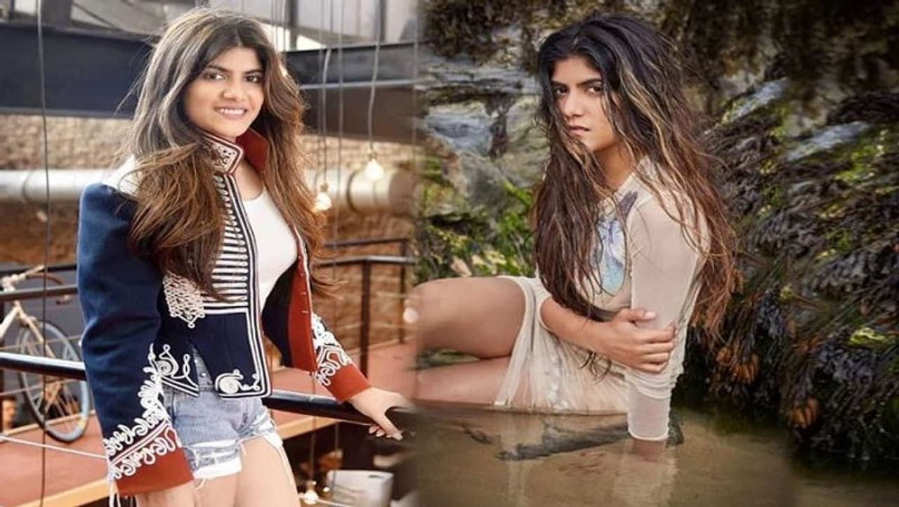 <p><strong>ಇನ್ಸ್ಟಾಗ್ರಾಂನಲ್ಲಿ ಭಾರೀ ಆಕ್ಟಿವ್: ಗಾಯಕಿ ಅನನ್ಯಾ ಇನ್ಸ್ಟಾಗ್ರಾಂನಲ್ಲಿ ಭಾರೀ ಆಕ್ಟಿವ್ ಆಗಿದ್ದಾರೆ. ಅವರು ತಮ್ಮ ಖಾತೆಯಲ್ಲಿ ಯಾವತ್ತೂ ತಮ್ಮ ಗ್ಲಾಮರಸ್ ಪೋಟೋಗಳನ್ನು ಶೇರ್ ಮಾಡುತ್ತಿರುತ್ತಾರೆ. ತನ್ನ ತಂದೆ ಜೊತೆಗಿರುವ ಫೋಟೋಗಳನ್ನೂ ಹಾಕುತ್ತಾರೆ.</strong></p> <p><strong>ಇನ್ಸ್ಟಾಗ್ರಾಂನಲ್ಲಿ ಭಾರೀ ಆಕ್ಟಿವ್: ಗಾಯಕಿ ಅನನ್ಯಾ ಇನ್ಸ್ಟಾಗ್ರಾಂನಲ್ಲಿ ಭಾರೀ ಆಕ್ಟಿವ್ ಆಗಿದ್ದಾರೆ. ಅವರು ತಮ್ಮ ಖಾತೆಯಲ್ಲಿ ಯಾವತ್ತೂ ತಮ್ಮ ಗ್ಲಾಮರಸ್ ಪೋಟೋಗಳನ್ನು ಶೇರ್ ಮಾಡುತ್ತಿರುತ್ತಾರೆ. ತನ್ನ ತಂದೆ ಜೊತೆಗಿರುವ ಫೋಟೋಗಳನ್ನೂ ಹಾಕುತ್ತಾರೆ.</strong></p>