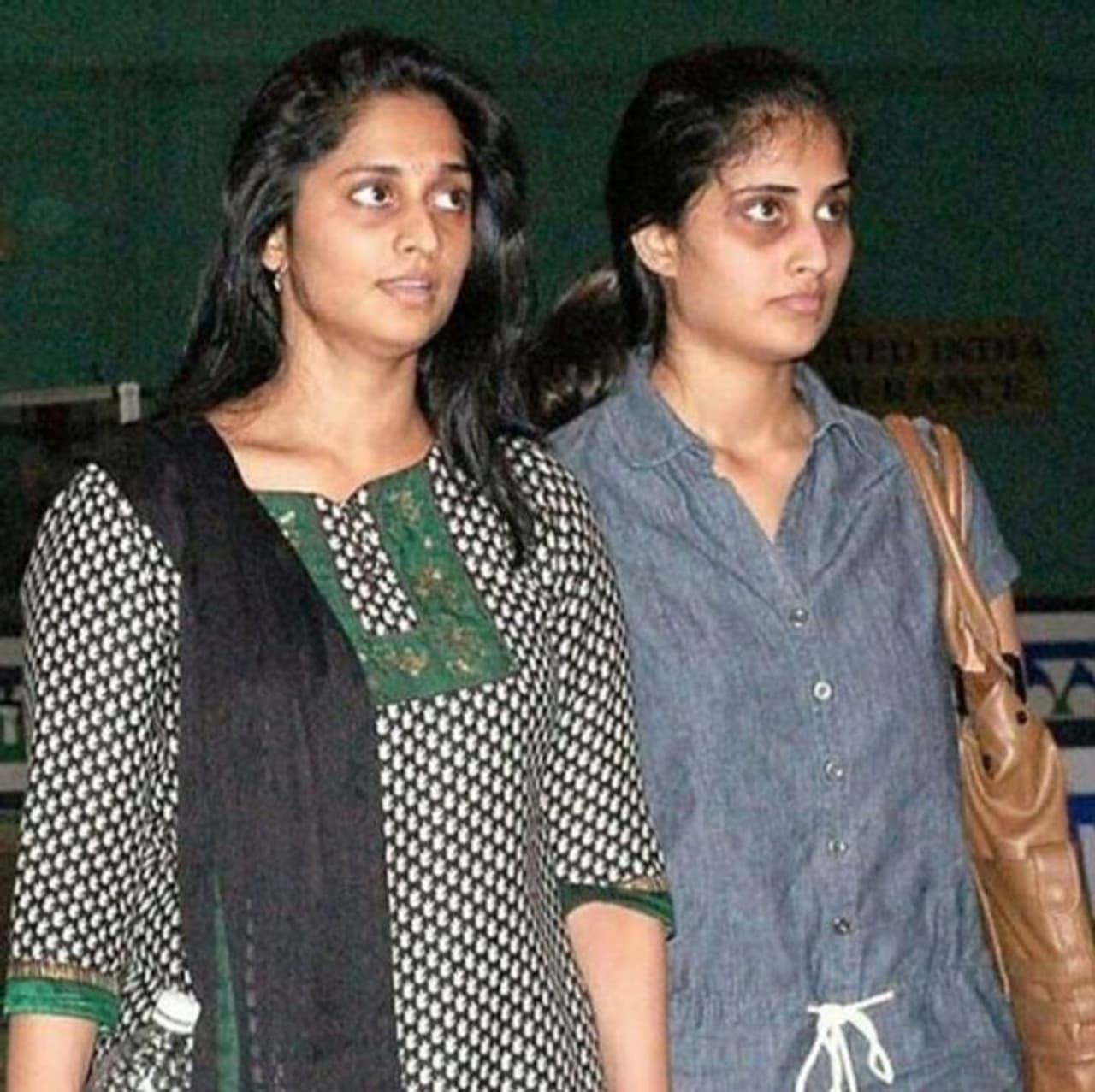 <p>మేకప్ లేకుండా అందాల భామలు షాలిని, షామిలి.</p> <p>మేకప్ లేకుండా అందాల భామలు షాలిని, షామిలి.</p>