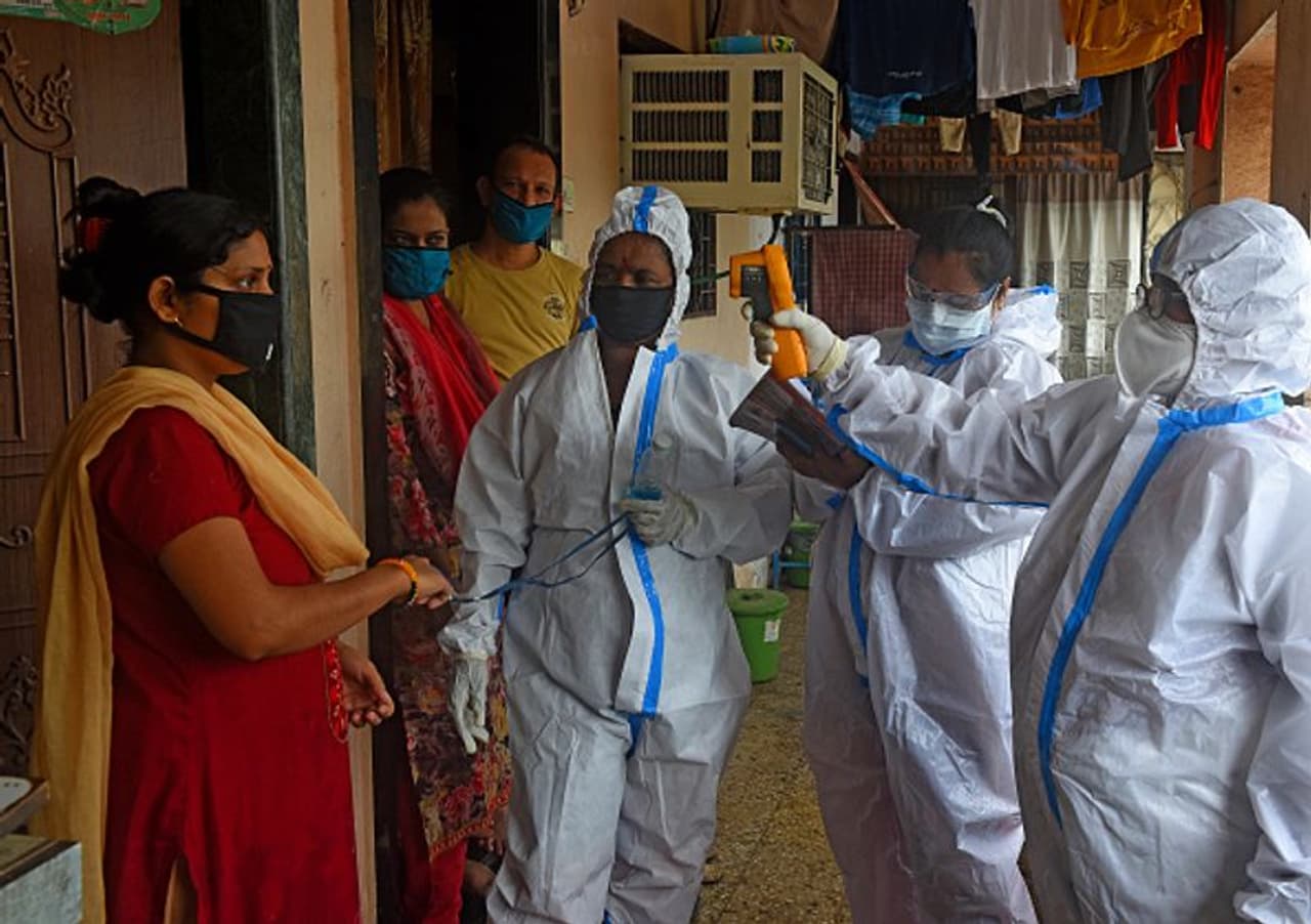 <p>The number of deaths along with the number of infected has risen again in West Bengal. Concerns have been growing since Monday (September 7). COVID infection is surpassing the number of recoveries in the state.<br /> </p> <p>The number of deaths along with the number of infected has risen again in West Bengal. Concerns have been growing since Monday (September 7). COVID infection is surpassing the number of recoveries in the state.<br /> </p>