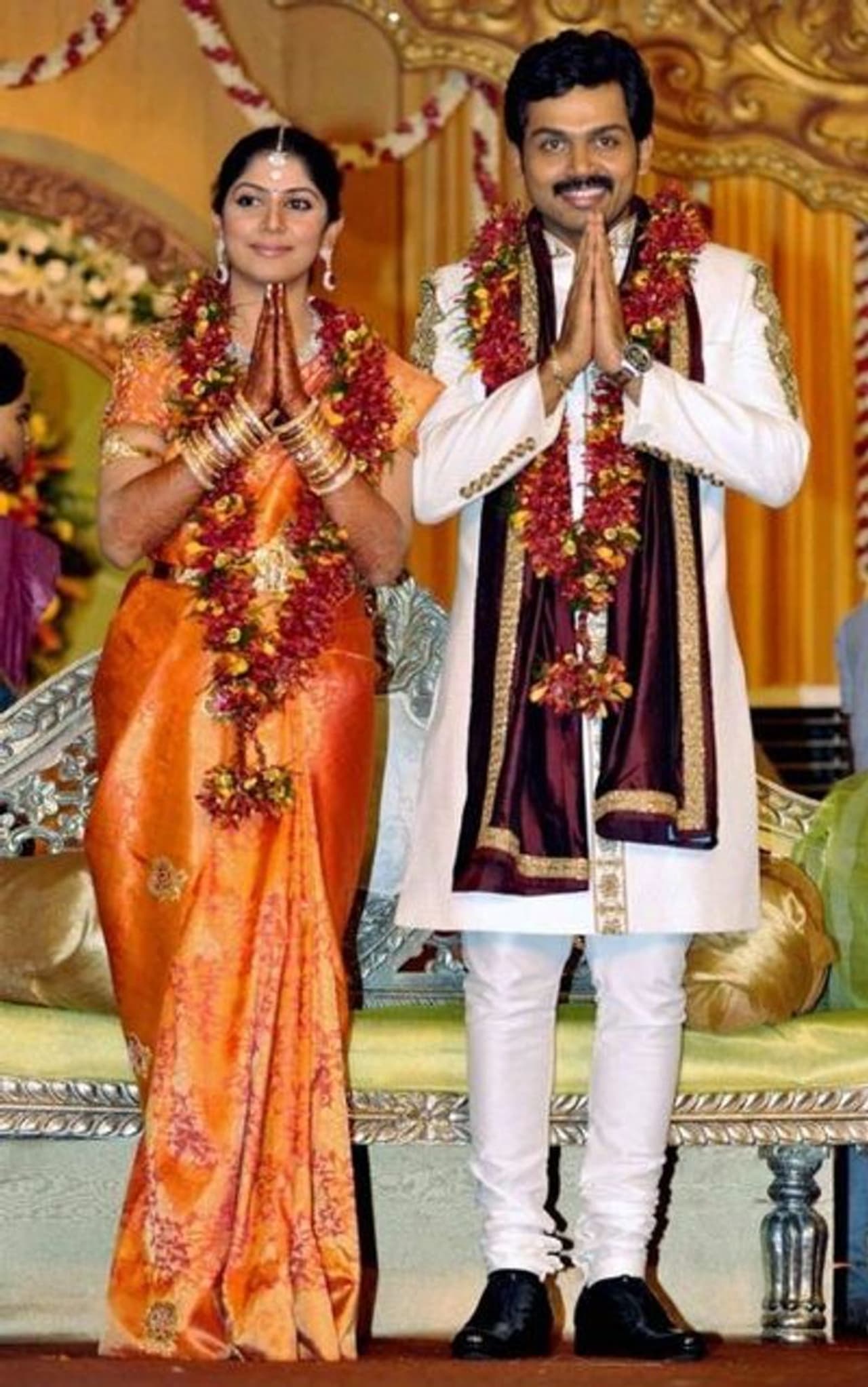 <p>நடிகர் சிவக்குமாரின் இளைய மகனும், சூர்யாவின் தம்பியுமான கார்த்தி பருத்தி வீரம் படம் மூலம் சினிமாவில் அறிமுகமானார். முதல்படமே சூப்பர் டூப்பர் ஹிட்டாக தமிழ் சினிமாவின் இளம் நாயகனாக வலம் வர ஆரம்பித்தார்.&nbsp;</p>