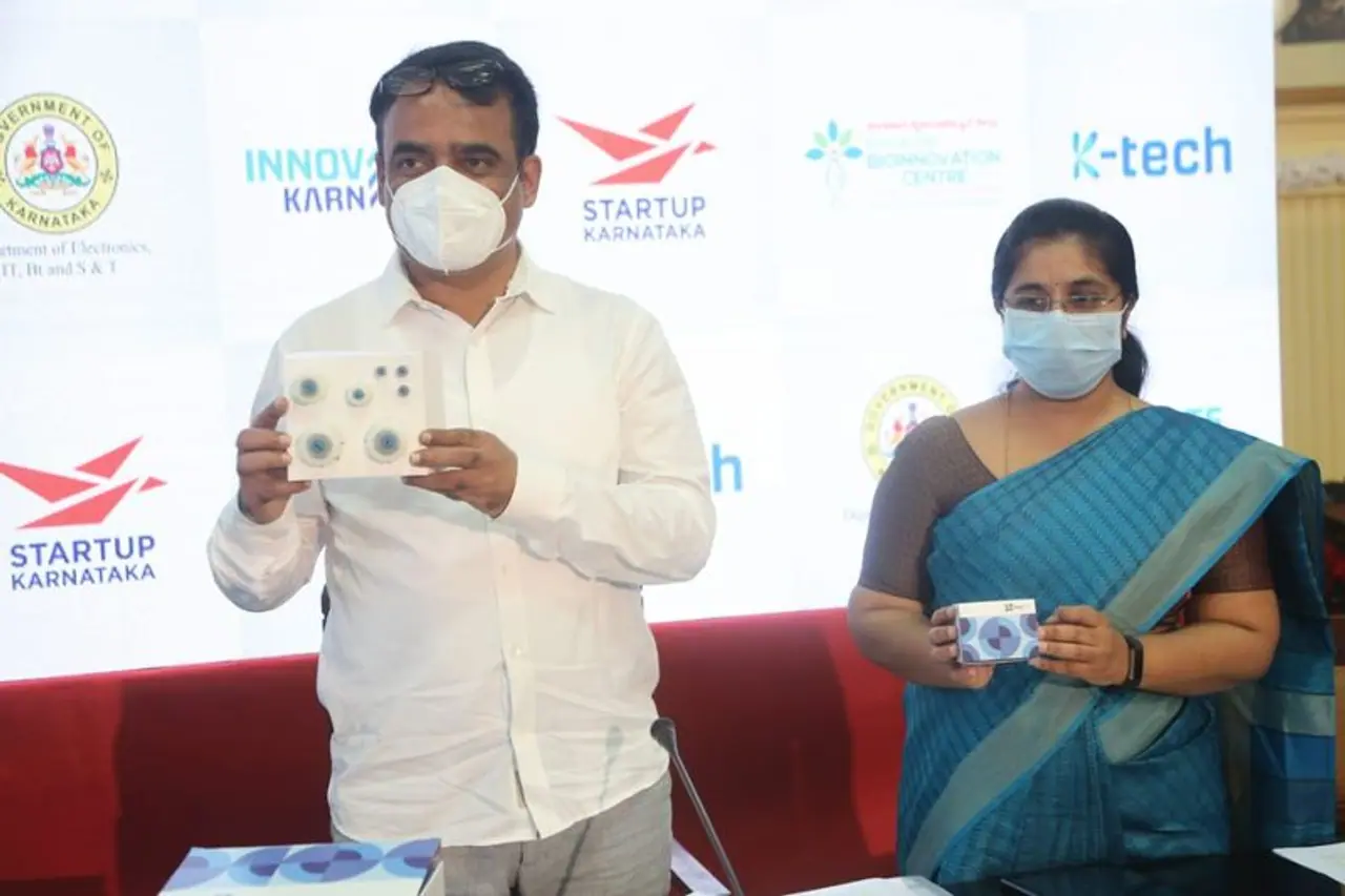 <p>ಐಟಿ ಬಿಟಿ, ವಿಜ್ಞಾನ ಮತ್ತು ತಂತ್ರಜ್ಞಾನ ಇಲಾಖೆಯ ಆವಿಷ್ಕಾರ ಮತ್ತು ತಂತ್ರಜ್ಞಾನ ಸಂಸ್ಥೆಯ ಆಶ್ರಯದಲ್ಲಿ ಬೆಂಗಳೂರು ಬಯೋ ಇನ್ನೋವೇಷನ್ ಸೆಂಟರ್ ಮೇಲ್ವಿಚಾರಣೆಯಡಿ 6 ಉತ್ಪನ್ನಗಳು ಅಭಿವೃದ್ಧಿಗೊಂಡಿದ್ದರೆ, ಕರ್ನಾಟಕ ನವೋದ್ಯಮ ಕೋಶದ ಮೇಲ್ವಿಚಾರಣೆಯಡಿ 16 ಉತ್ಪನ್ನಗಳನ್ನು ಅಭಿವೃದ್ಧಿಗೊಳಿಸಲಾಗಿದೆ.</p> <p>ಐಟಿ ಬಿಟಿ, ವಿಜ್ಞಾನ ಮತ್ತು ತಂತ್ರಜ್ಞಾನ ಇಲಾಖೆಯ ಆವಿಷ್ಕಾರ ಮತ್ತು ತಂತ್ರಜ್ಞಾನ ಸಂಸ್ಥೆಯ ಆಶ್ರಯದಲ್ಲಿ ಬೆಂಗಳೂರು ಬಯೋ ಇನ್ನೋವೇಷನ್ ಸೆಂಟರ್ ಮೇಲ್ವಿಚಾರಣೆಯಡಿ 6 ಉತ್ಪನ್ನಗಳು ಅಭಿವೃದ್ಧಿಗೊಂಡಿದ್ದರೆ, ಕರ್ನಾಟಕ ನವೋದ್ಯಮ ಕೋಶದ ಮೇಲ್ವಿಚಾರಣೆಯಡಿ 16 ಉತ್ಪನ್ನಗಳನ್ನು ಅಭಿವೃದ್ಧಿಗೊಳಿಸಲಾಗಿದೆ.</p>