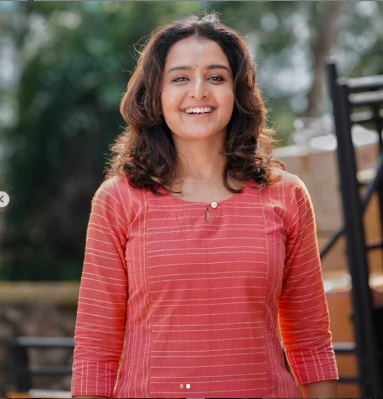 <p>ಮಾಲಿವುಡ್ನ ಖ್ಯಾತ ತಾರೆ ಮಂಜು ವಾರಿಯರ್ಗೆ 41ನೇ ವರ್ಷದ ಹುಟ್ಟುಹಬ್ಬದ ಸಂಭ್ರಮ</p> <p>ಮಾಲಿವುಡ್ನ ಖ್ಯಾತ ತಾರೆ ಮಂಜು ವಾರಿಯರ್ಗೆ 41ನೇ ವರ್ಷದ ಹುಟ್ಟುಹಬ್ಬದ ಸಂಭ್ರಮ</p>