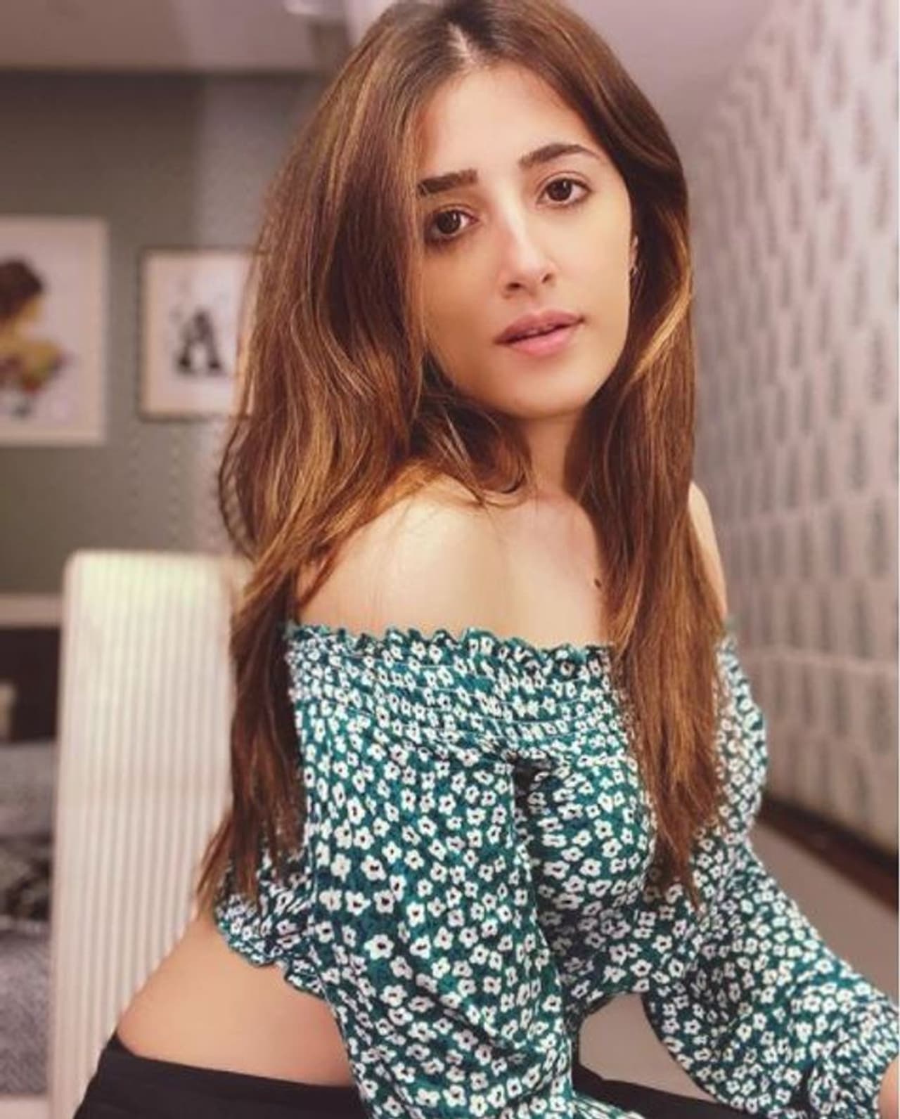 <p>ಈಗಾಗಲೇ ಅಕ್ಷಯ್ ಕುಮಾರ್ ಜೊತೆಗೆ ಮ್ಯೂಸಿಕ್ ವಿಡಿಯೋದಲ್ಲಿ ಕಾಣಿಸಿಕೊಂಡಿರೋ ಚೆಲುವೆ ತನ್ನ ವರ್ಕೌಟ್ ಕತೆ ಹಂಚ್ಕೊಂಡಿದ್ದಾರೆ.</p> <p>ಈಗಾಗಲೇ ಅಕ್ಷಯ್ ಕುಮಾರ್ ಜೊತೆಗೆ ಮ್ಯೂಸಿಕ್ ವಿಡಿಯೋದಲ್ಲಿ ಕಾಣಿಸಿಕೊಂಡಿರೋ ಚೆಲುವೆ ತನ್ನ ವರ್ಕೌಟ್ ಕತೆ ಹಂಚ್ಕೊಂಡಿದ್ದಾರೆ.</p>