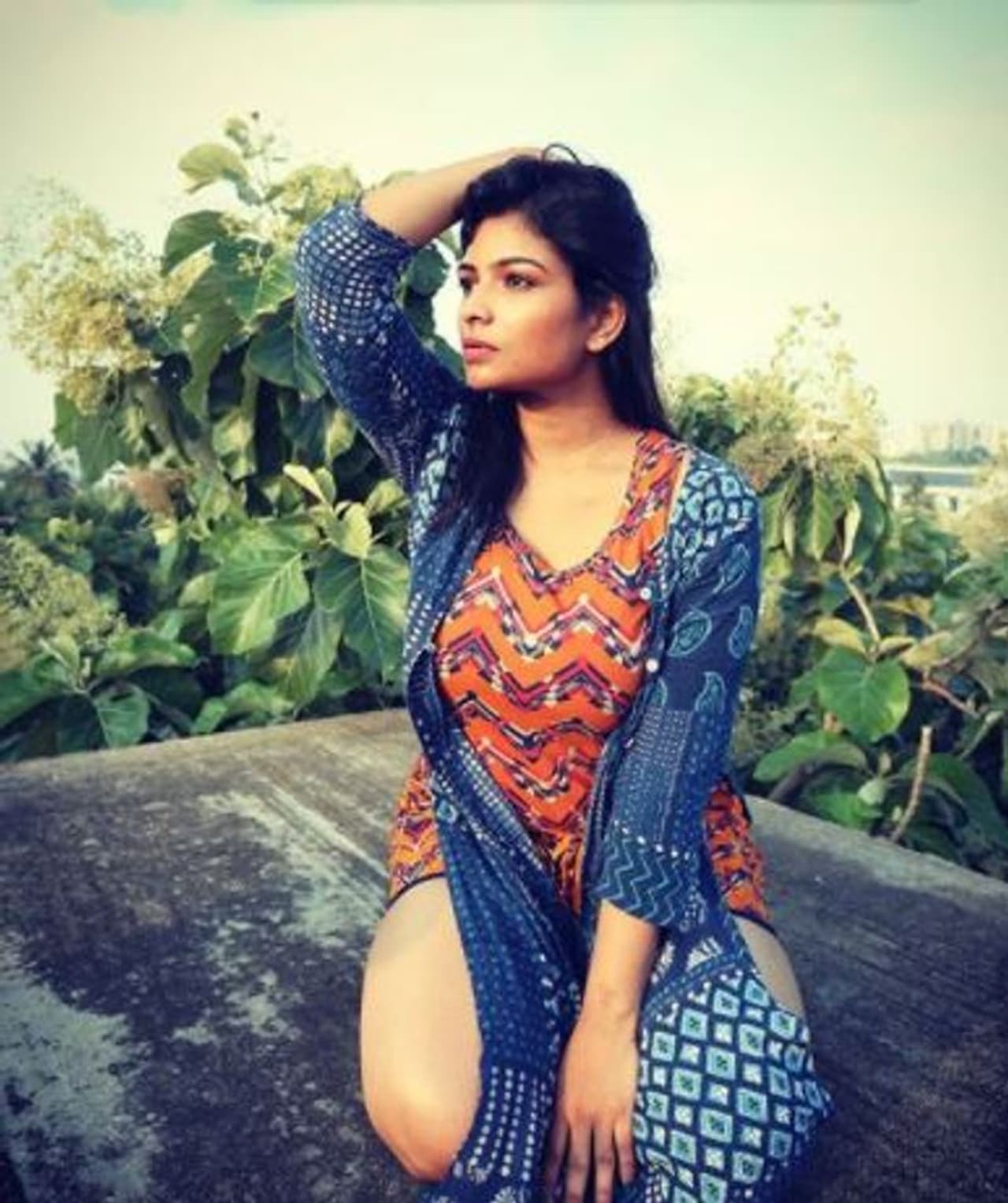 <h2> </h2><p>நிகழ்ச்சிகளை மிகவும் சுவாரஸ்யமாக தொகுத்து வழங்கி வருபவர்களில் ஒருவர், விஜே.மகேஸ்வரி, சன்டிவி மூலம் பிரபலமான இவர், தற்போது மற்றொரு தனியார் தொலைக்காட்சியில் ஒளிபரப்பாகி வரும் 'பேட்டராப்' என்கிற நிகழ்ச்சியை தொகுத்து வழங்கி வருகிறார். </p> <h2> </h2><p>நிகழ்ச்சிகளை மிகவும் சுவாரஸ்யமாக தொகுத்து வழங்கி வருபவர்களில் ஒருவர், விஜே.மகேஸ்வரி, சன்டிவி மூலம் பிரபலமான இவர், தற்போது மற்றொரு தனியார் தொலைக்காட்சியில் ஒளிபரப்பாகி வரும் 'பேட்டராப்' என்கிற நிகழ்ச்சியை தொகுத்து வழங்கி வருகிறார். </p>