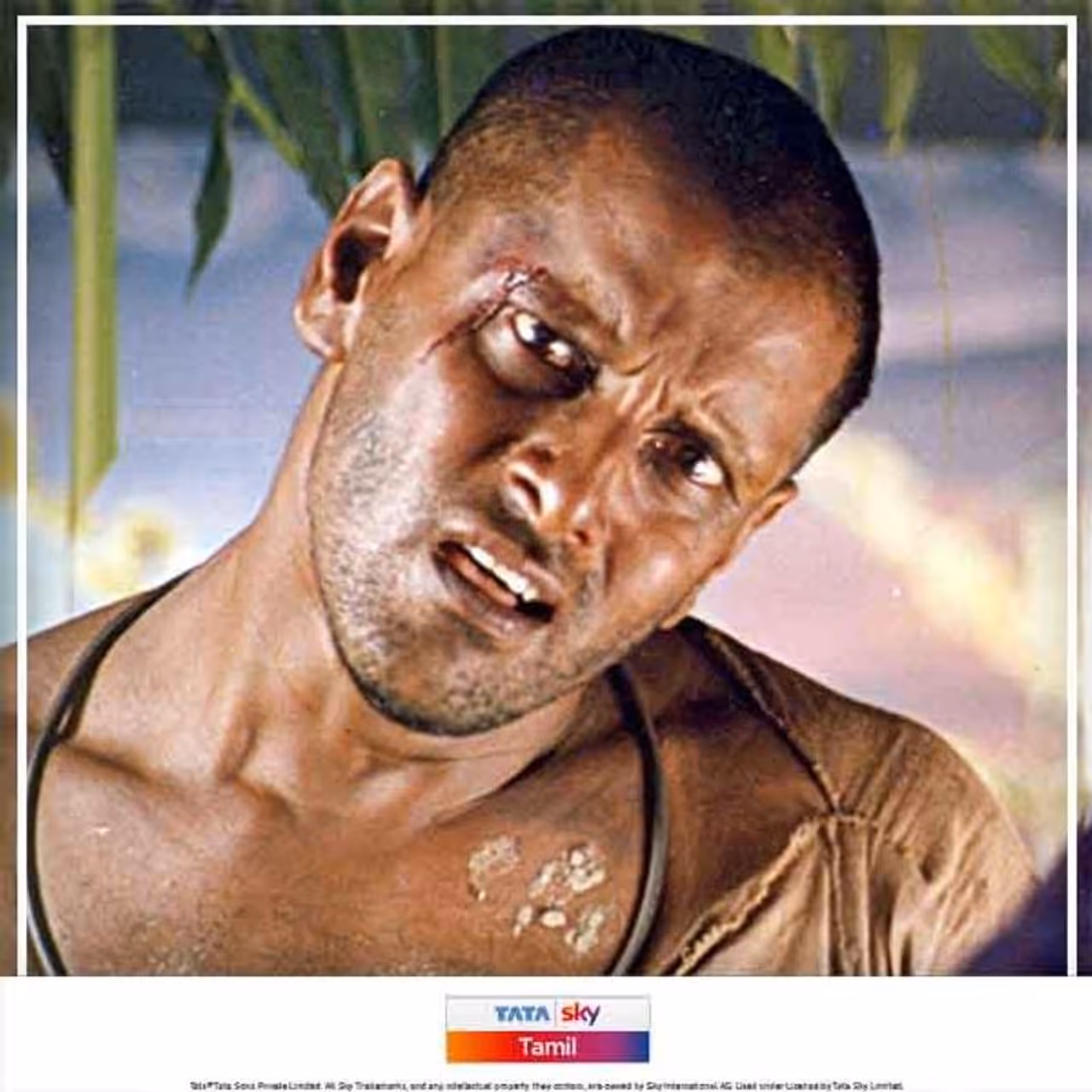 <p><strong>நடிகர் விக்ரமை பொறுத்தவரை, தான் நடிக்கும் படங்களுக்காக... உயிரையும் பணையம் வைக்கும் அளவிற்கு ரிஸ்க் எடுத்து, ஒவ்வொரு படங்களையும் நடிப்பவர்.</strong></p>