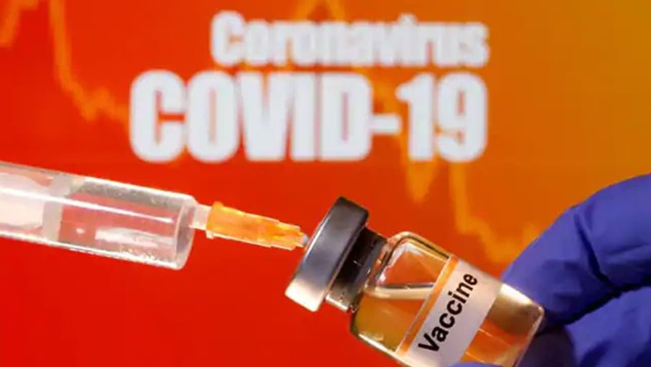 <p>ರಷ್ಯಾದ ಸಾವರಿನ್ ಹೆಲ್ತ್ ಫಂಡ್ ಭಾರತದ &nbsp;ಕಂಪನಿಯೊಂದಕ್ಕೆ ಸ್ಪುಟ್ನಿಕ್ V ಲಸಿಕೆಯ 100 ಮಿಲಿಯನ್ ಡೋಸ್‌ಗಳನ್ನು ನೀಡುವುದಾಗಿ ತಿಳಿಸಿದೆ.&nbsp;</p>