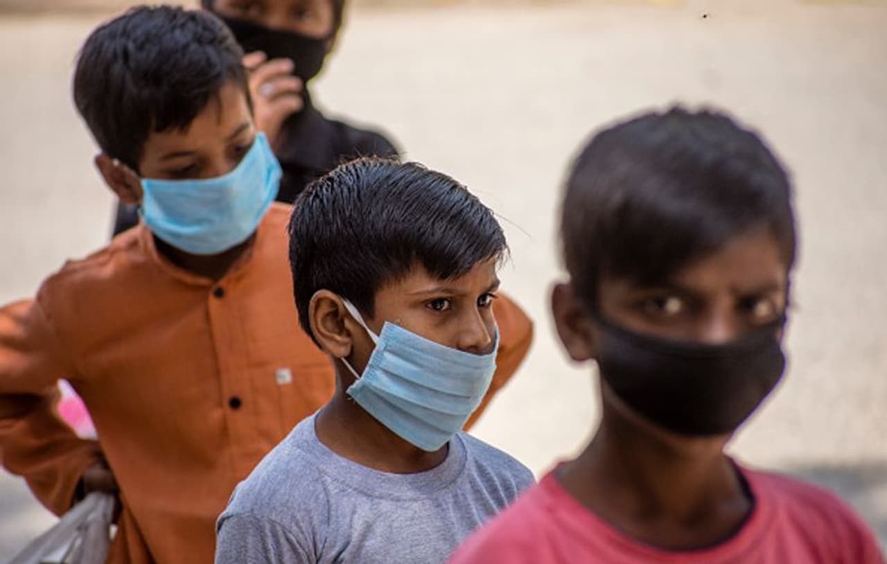 <p>India's COVID 19 case tally crossed the 54 lakh mark with a spike of 92,605 cases and 1,133 deaths in the last 24 hours, according to the Union Ministry of Health and Family Welfare.<br /> </p> <p>India's COVID 19 case tally crossed the 54 lakh mark with a spike of 92,605 cases and 1,133 deaths in the last 24 hours, according to the Union Ministry of Health and Family Welfare.<br /> </p>